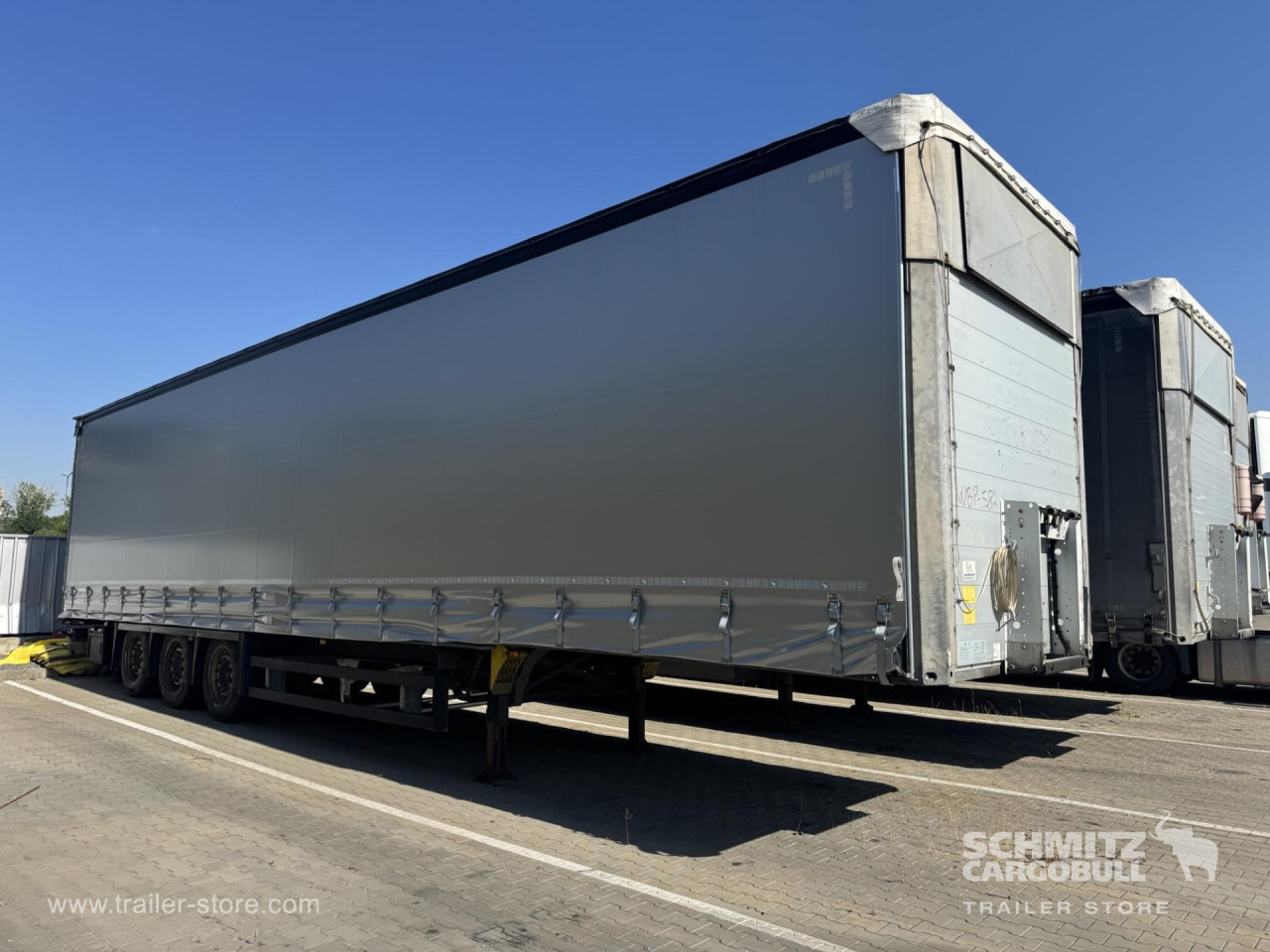 SCHMITZ Curtainsider Mega - Брезентово полуремарке: снимка 1 SCHMITZ Curtainsider Mega - Брезентово полуремарке: снимка 1