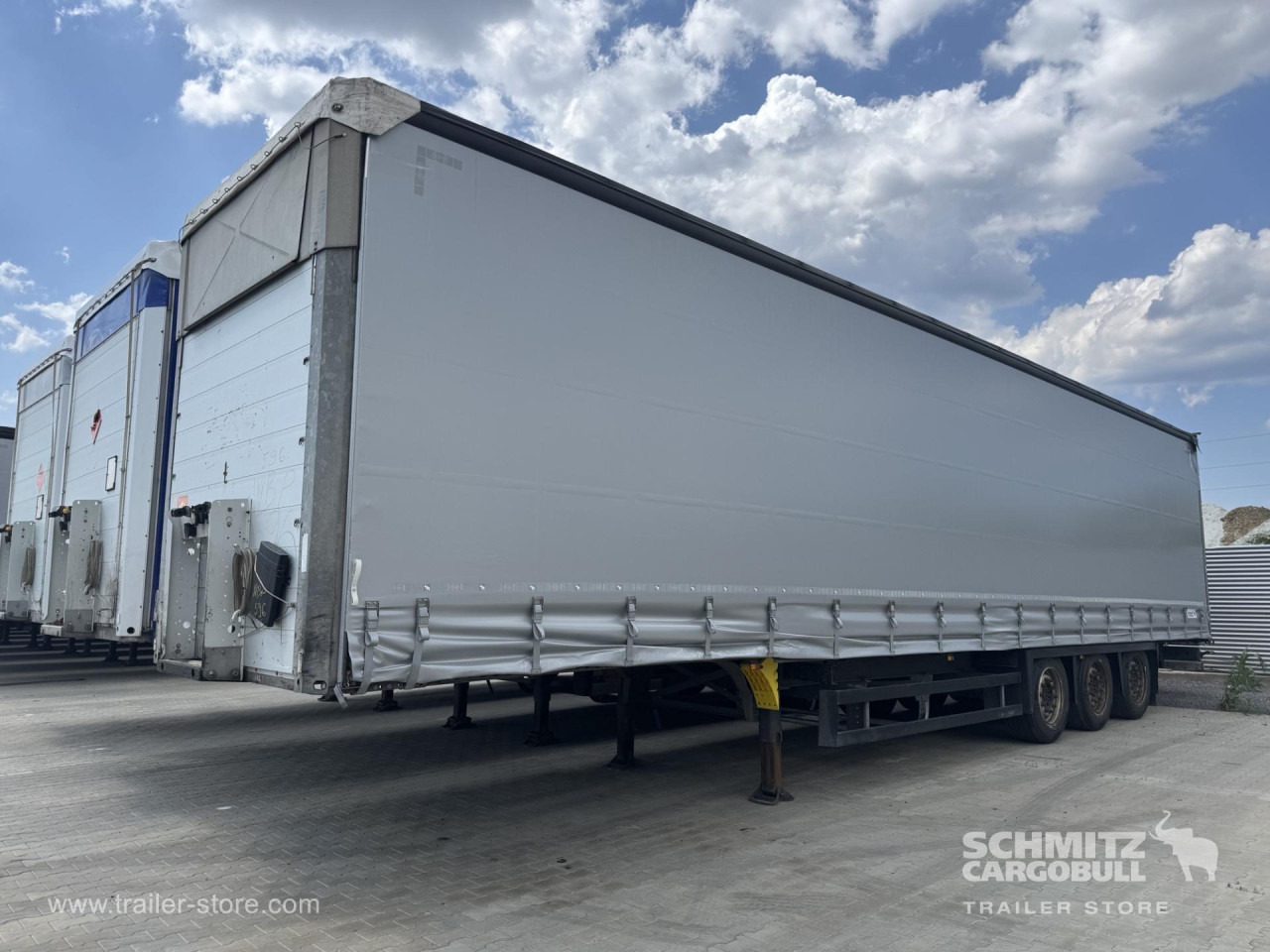 SCHMITZ Curtainsider Mega - Брезентово полуремарке: снимка 1 SCHMITZ Curtainsider Mega - Брезентово полуремарке: снимка 1