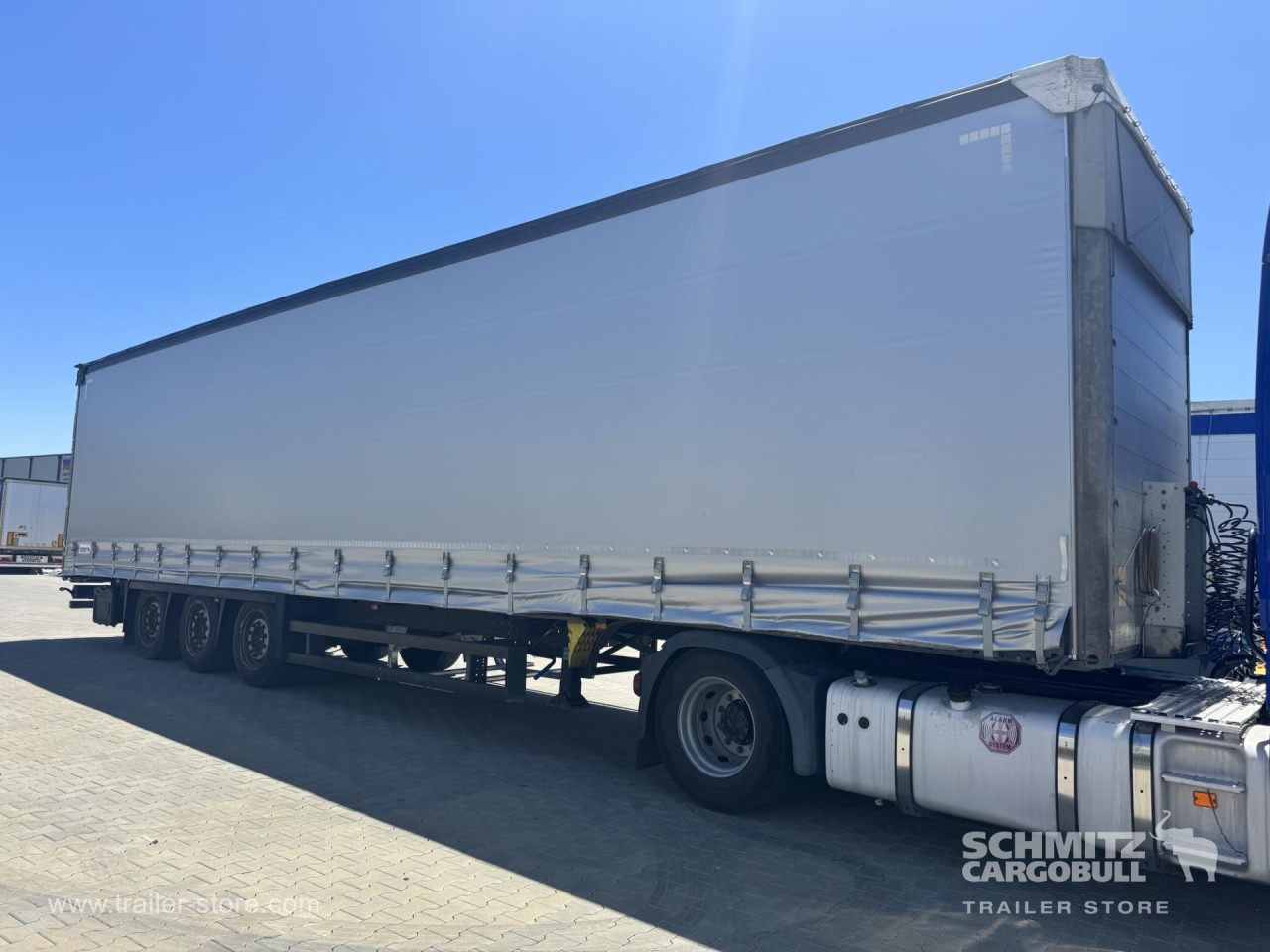 SCHMITZ Curtainsider Mega - Брезентово полуремарке: снимка 1 SCHMITZ Curtainsider Mega - Брезентово полуремарке: снимка 1