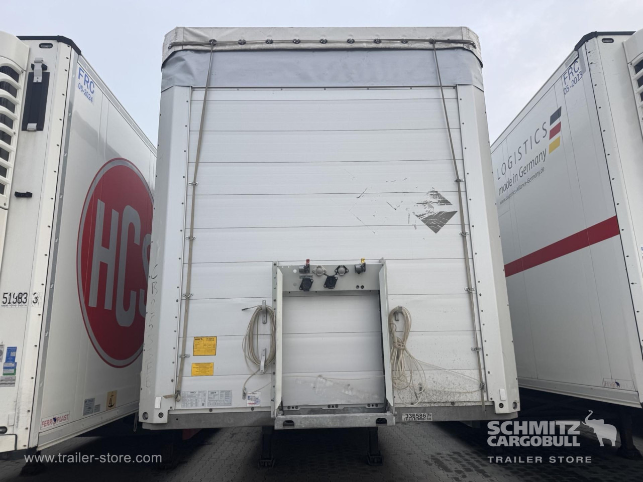 SCHMITZ Curtainsider Standard - Брезентово полуремарке: снимка 4 SCHMITZ Curtainsider Standard - Брезентово полуремарке: снимка 4