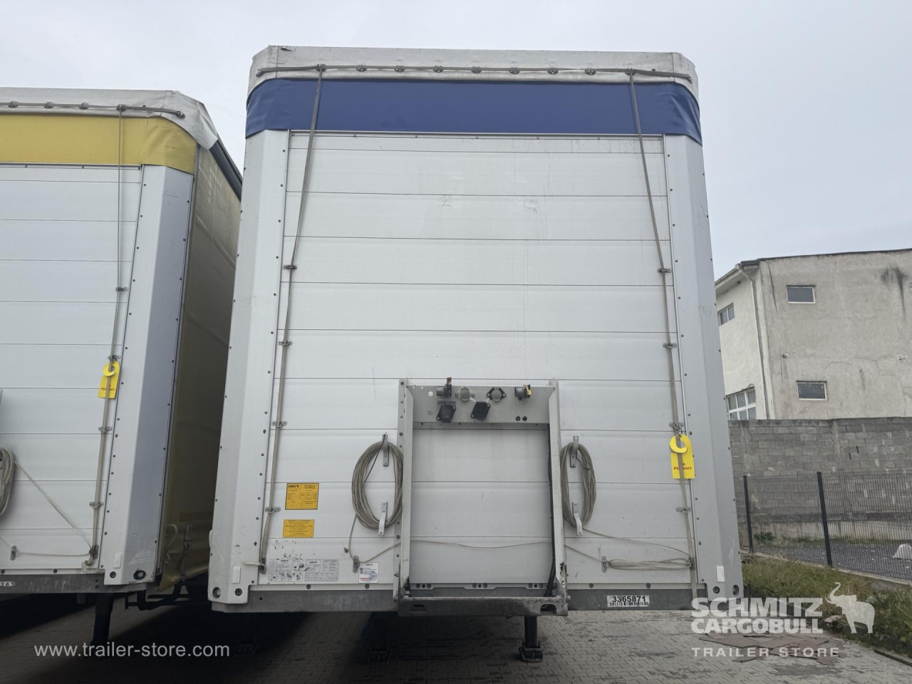 SCHMITZ Curtainsider Standard - Брезентово полуремарке: снимка 3 SCHMITZ Curtainsider Standard - Брезентово полуремарке: снимка 3