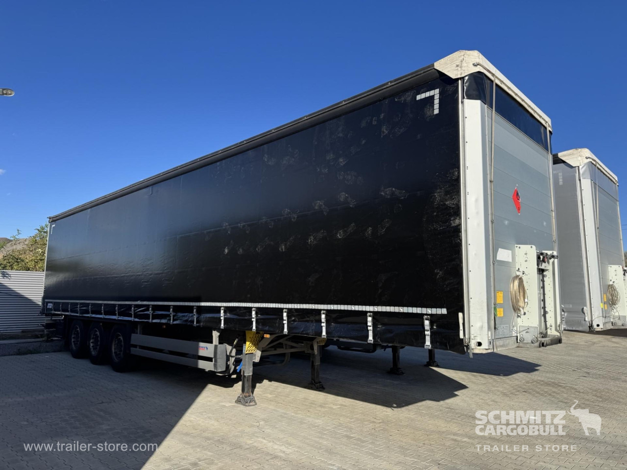 SCHMITZ Curtainsider Standard - Брезентово полуремарке: снимка 4 SCHMITZ Curtainsider Standard - Брезентово полуремарке: снимка 4