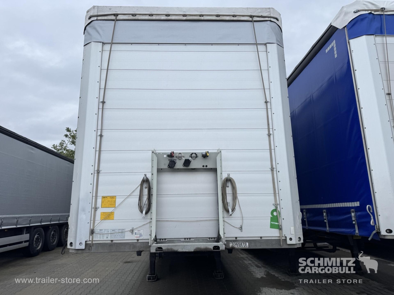 SCHMITZ Curtainsider Standard - Брезентово полуремарке: снимка 4 SCHMITZ Curtainsider Standard - Брезентово полуремарке: снимка 4