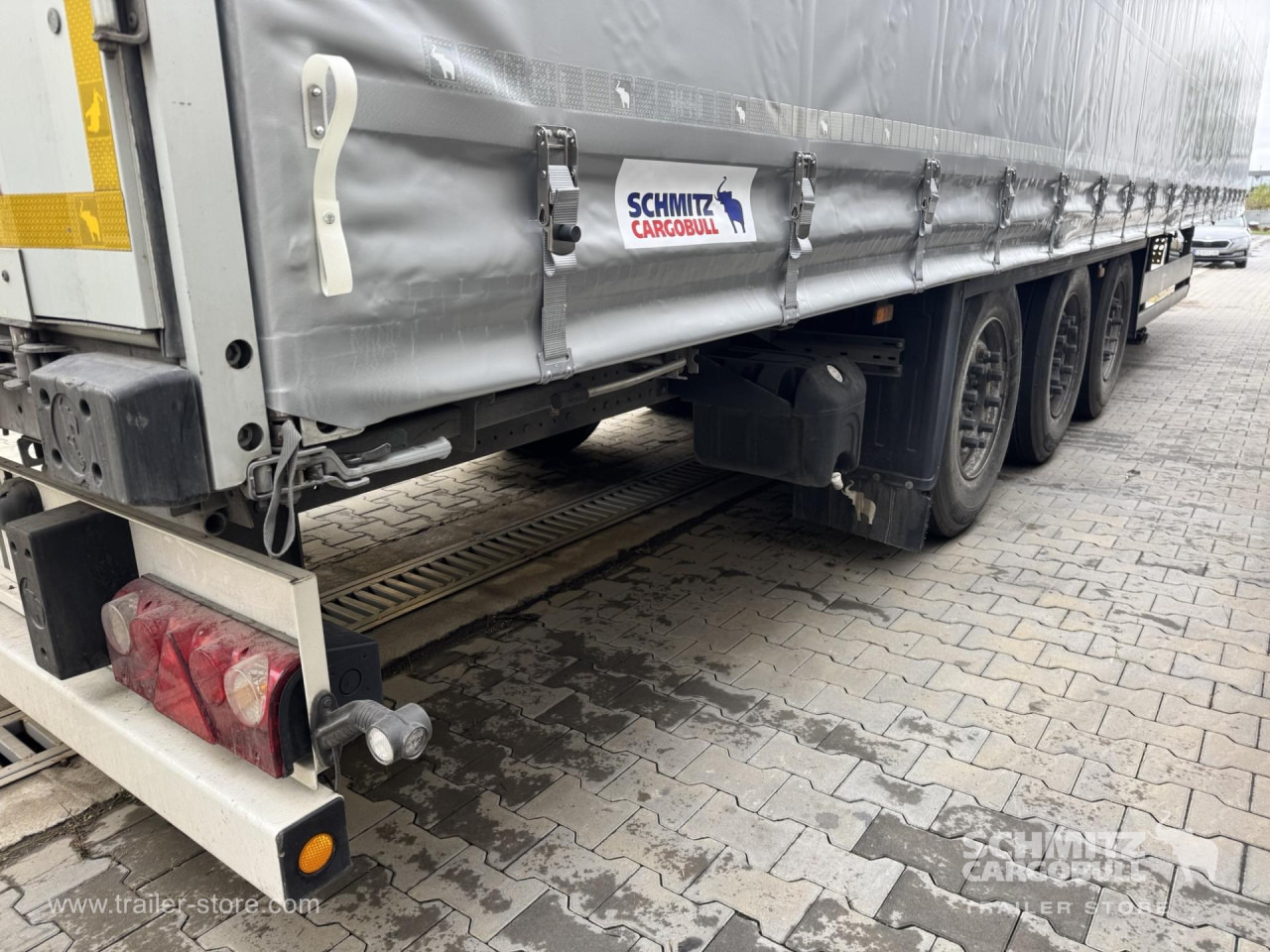 SCHMITZ Curtainsider Standard - Брезентово полуремарке: снимка 5 SCHMITZ Curtainsider Standard - Брезентово полуремарке: снимка 5