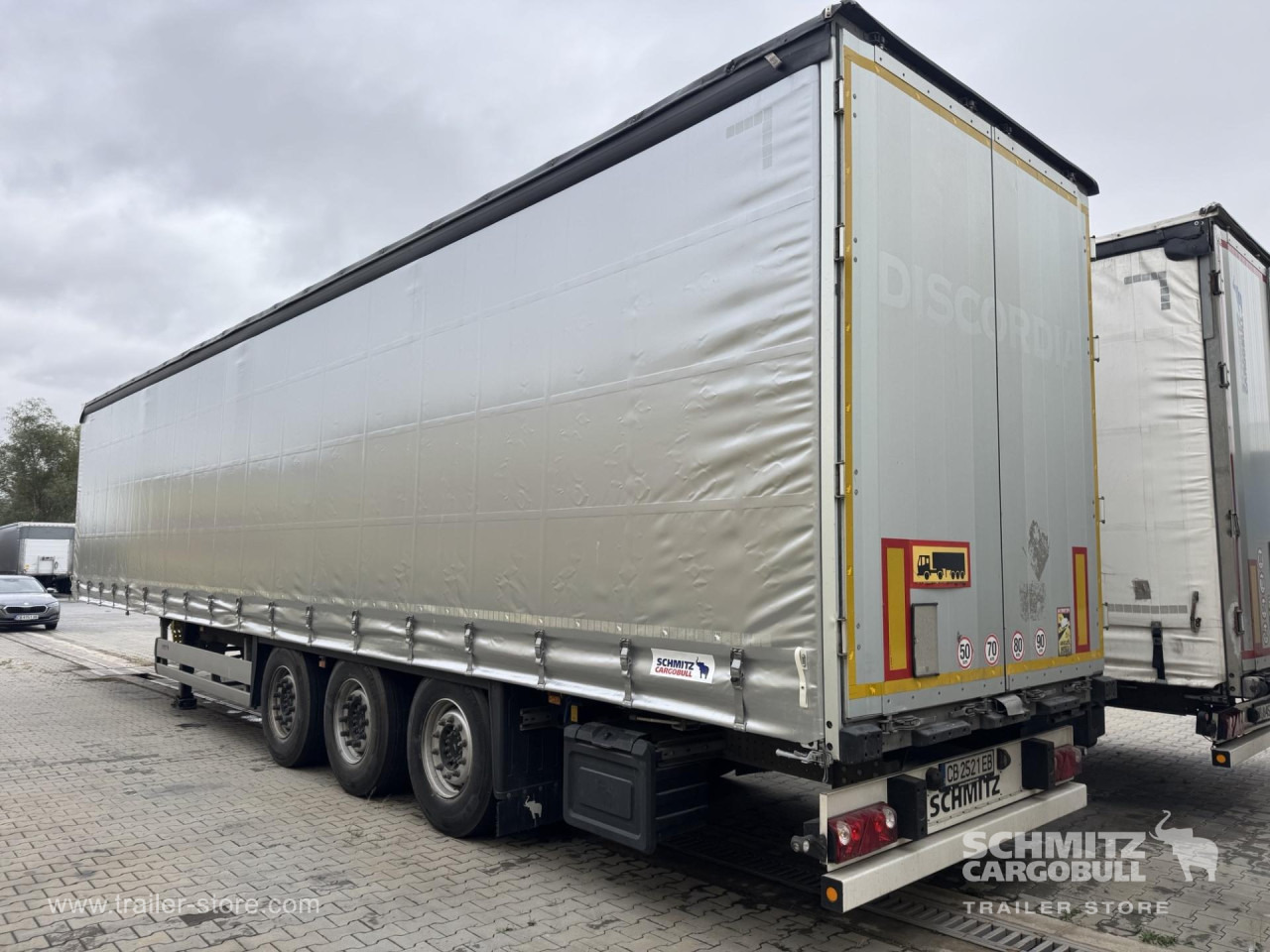 SCHMITZ Curtainsider Standard - Брезентово полуремарке: снимка 3 SCHMITZ Curtainsider Standard - Брезентово полуремарке: снимка 3
