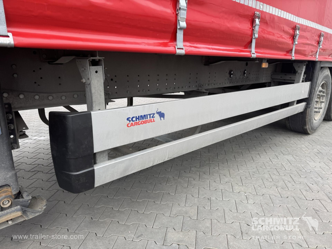 SCHMITZ Curtainsider Standard - Брезентово полуремарке: снимка 3 SCHMITZ Curtainsider Standard - Брезентово полуремарке: снимка 3