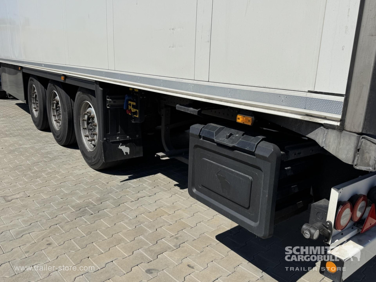 SCHMITZ Reefer Standard Double deck - Изотермичен полуремарке: снимка 2 SCHMITZ Reefer Standard Double deck - Изотермичен полуремарке: снимка 2