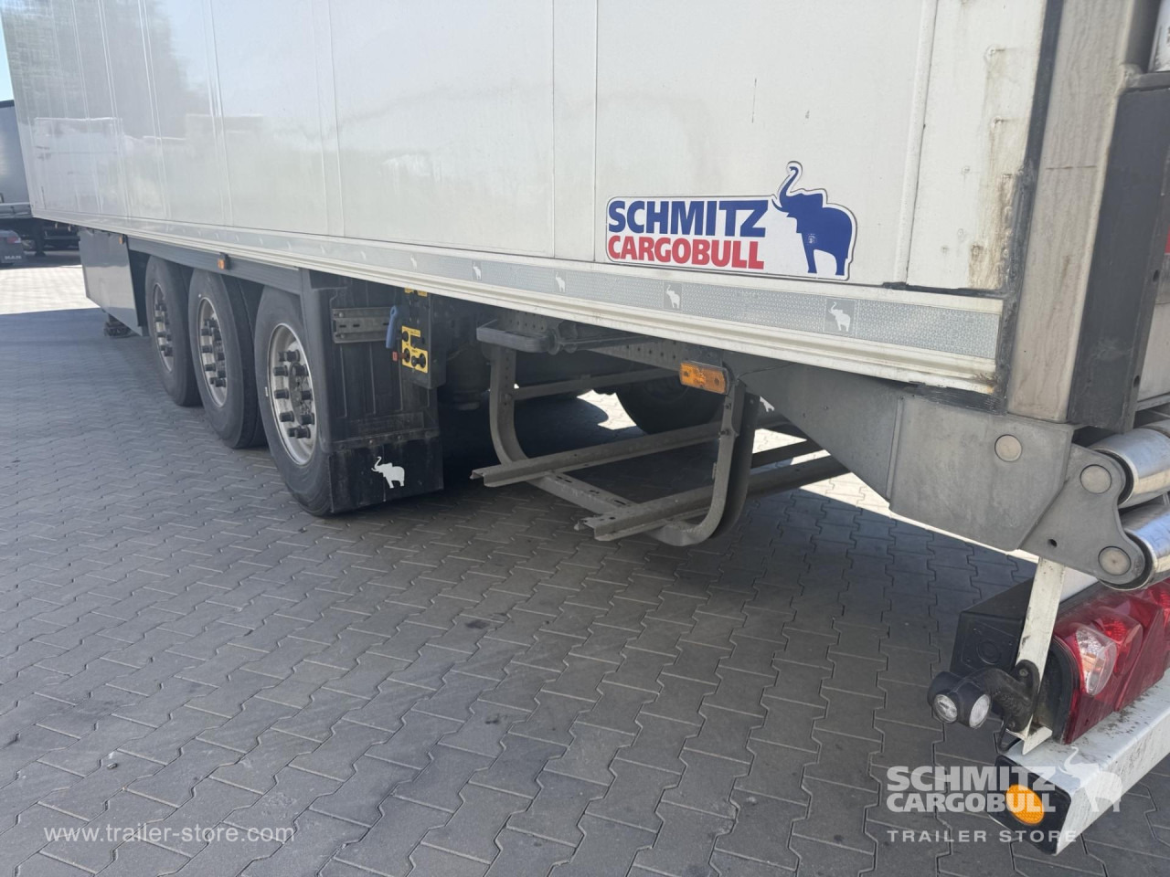 SCHMITZ Reefer Standard Double deck - Изотермичен полуремарке: снимка 2 SCHMITZ Reefer Standard Double deck - Изотермичен полуремарке: снимка 2