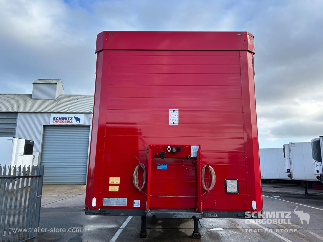 Брезентово полуремарке SCHMITZ Curtainsider Standard UK: снимка 15