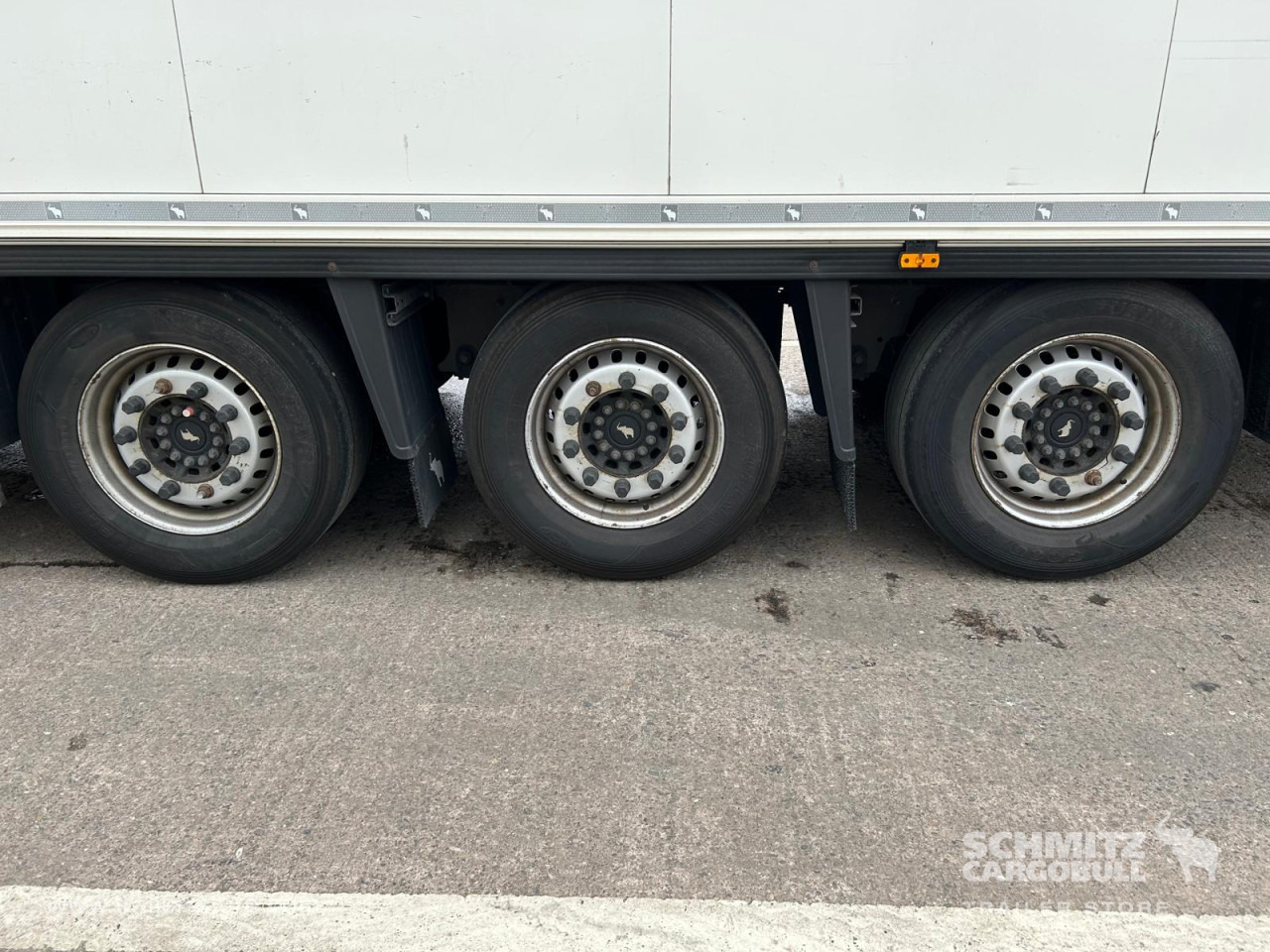 SCHMITZ Reefer Meat hanging system - Изотермичен полуремарке: снимка 3 SCHMITZ Reefer Meat hanging system - Изотермичен полуремарке: снимка 3