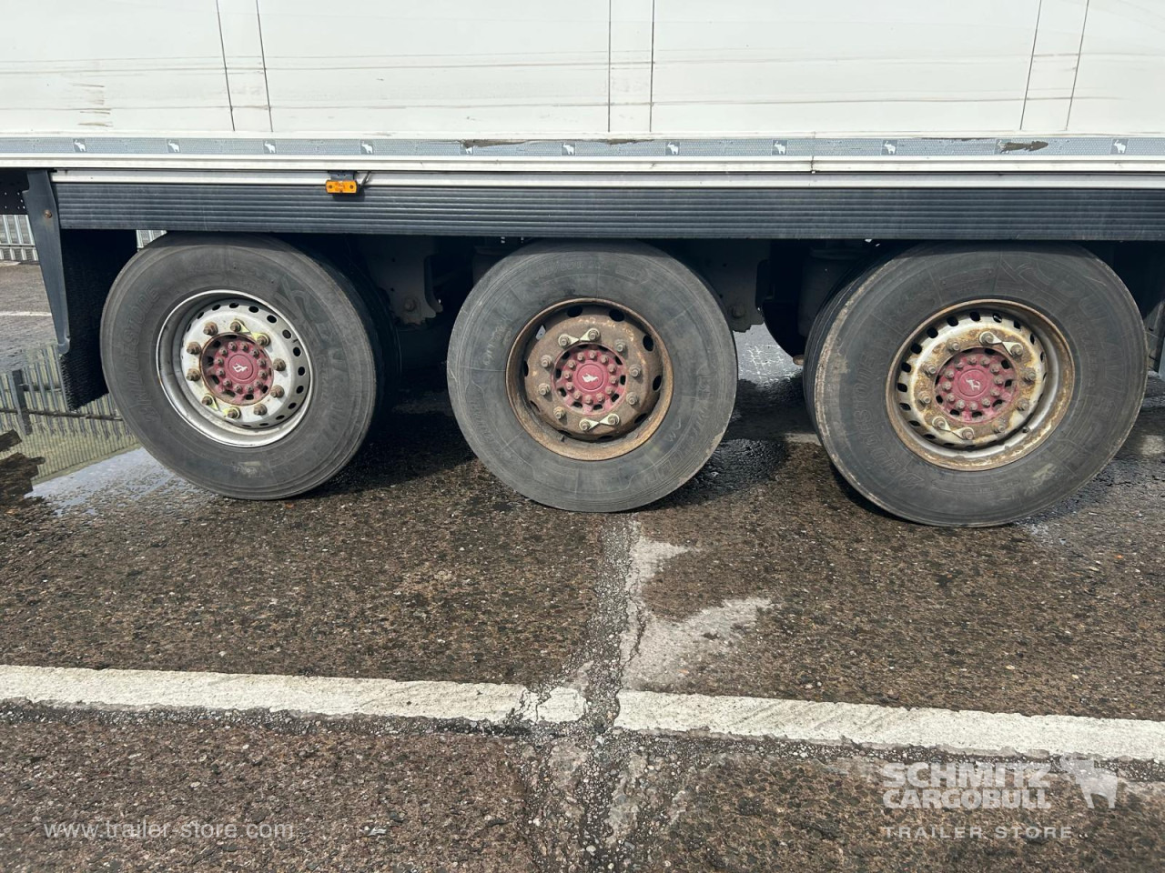 SCHMITZ Reefer Multitemp - Изотермичен полуремарке: снимка 3 SCHMITZ Reefer Multitemp - Изотермичен полуремарке: снимка 3