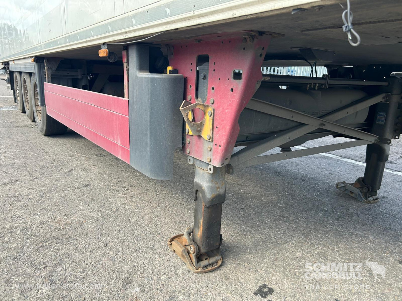 SCHMITZ Reefer Multitemp - Изотермичен полуремарке: снимка 4 SCHMITZ Reefer Multitemp - Изотермичен полуремарке: снимка 4