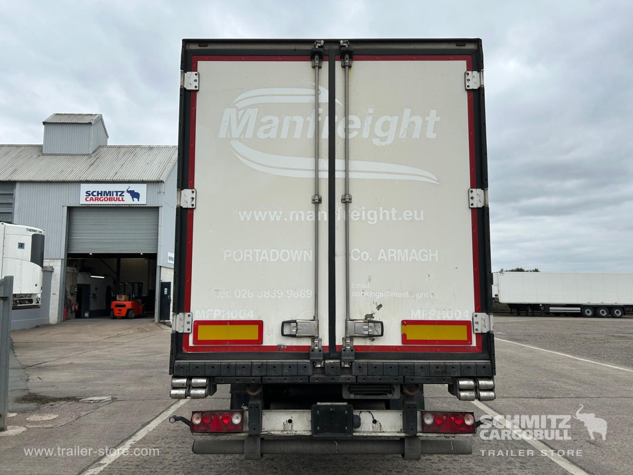 Изотермичен полуремарке SCHMITZ Reefer Standard: снимка 12