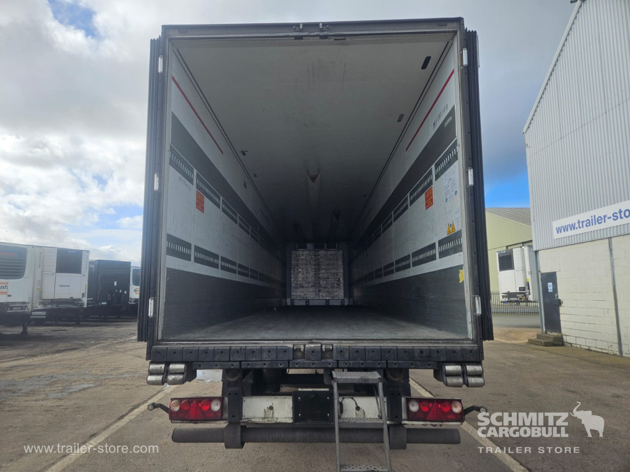 Изотермичен полуремарке SCHMITZ Reefer Standard: снимка 9
