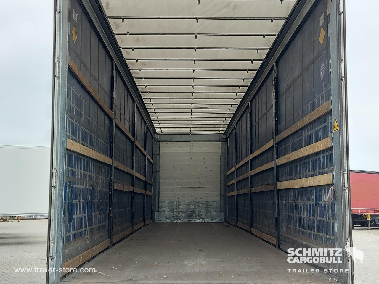 SCHMITZ Curtainsider Mega - Брезентово полуремарке: снимка 2 SCHMITZ Curtainsider Mega - Брезентово полуремарке: снимка 2