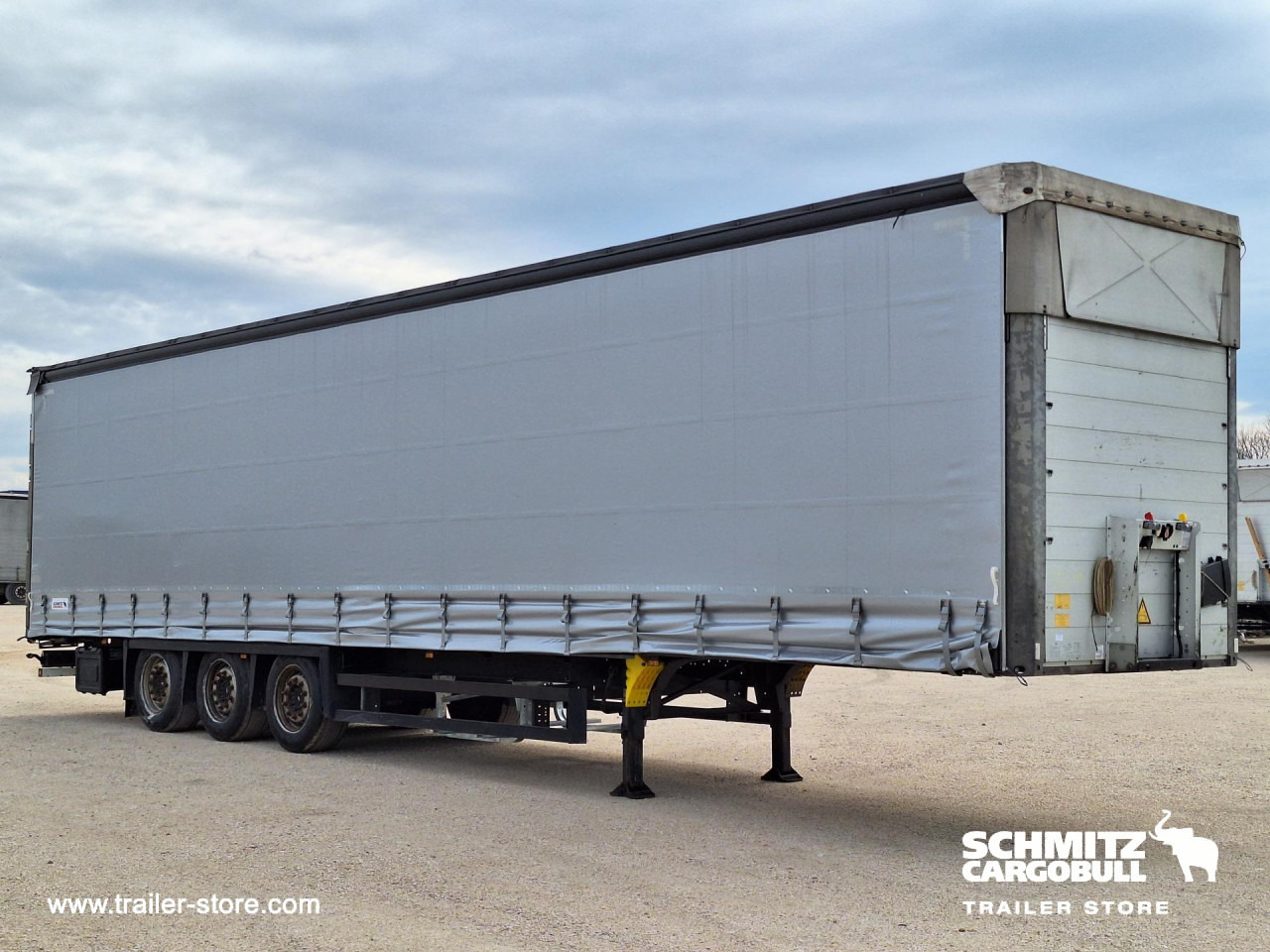 SCHMITZ Curtainsider Mega - Брезентово полуремарке: снимка 2 SCHMITZ Curtainsider Mega - Брезентово полуремарке: снимка 2