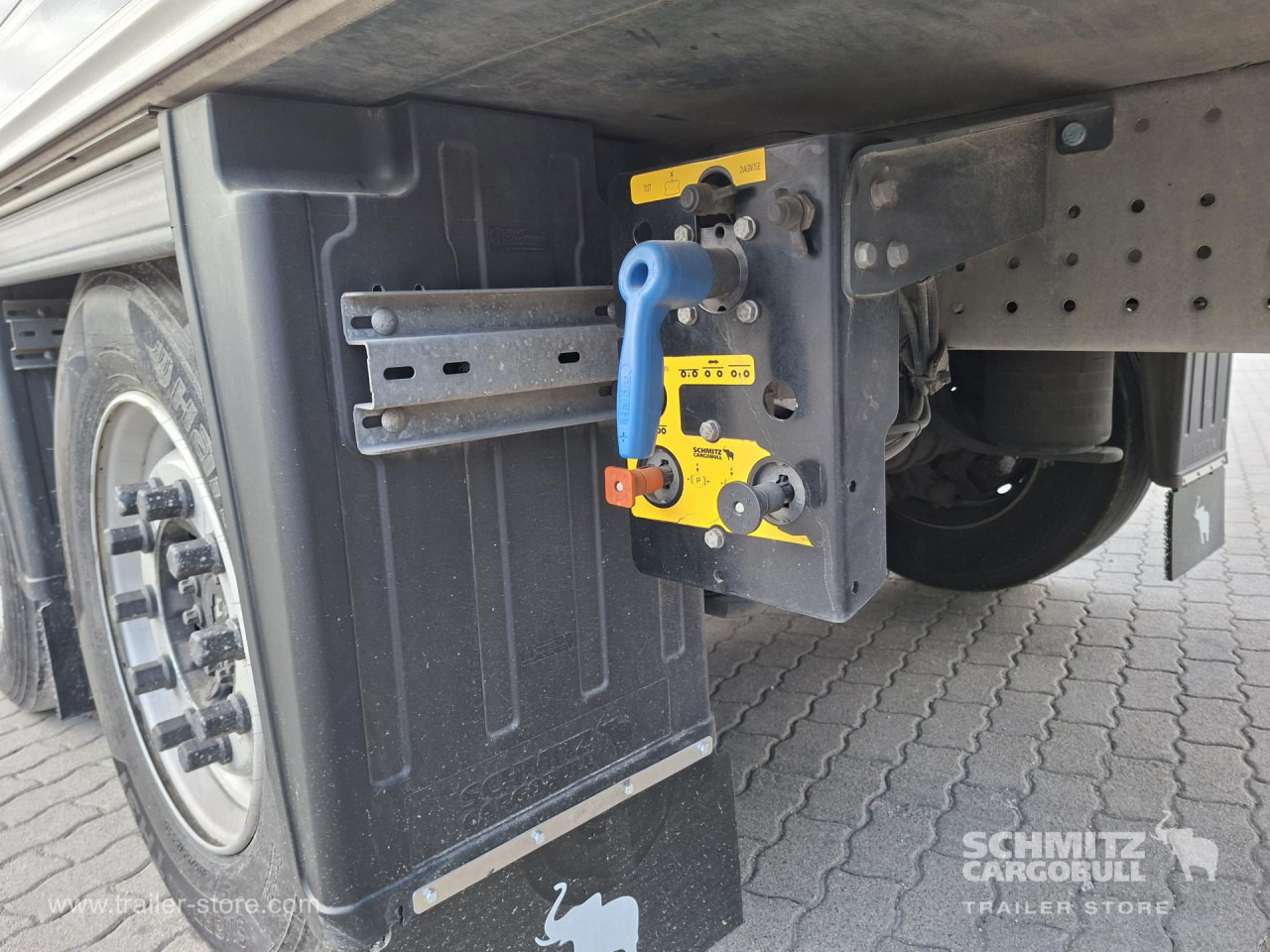 SCHMITZ Reefer Standard - Изотермичен полуремарке: снимка 3 SCHMITZ Reefer Standard - Изотермичен полуремарке: снимка 3