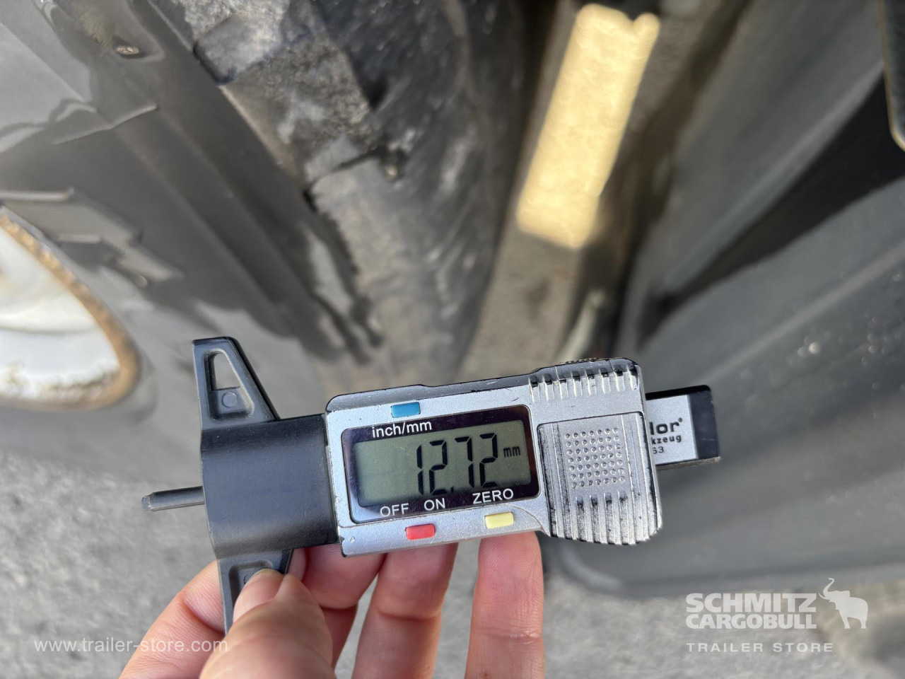 SCHMITZ Curtainsider Standard - Брезентово полуремарке: снимка 5 SCHMITZ Curtainsider Standard - Брезентово полуремарке: снимка 5