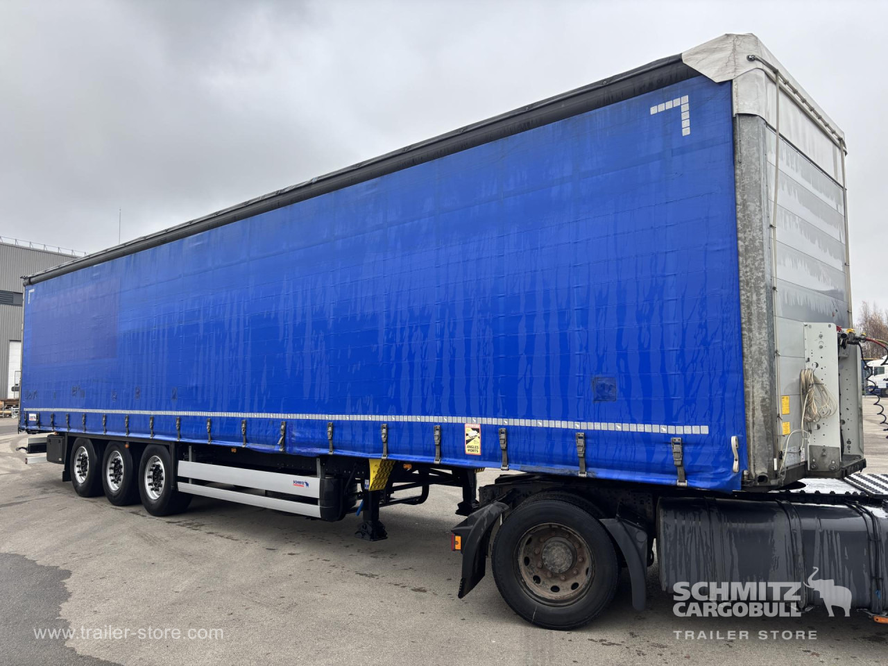 SCHMITZ Curtainsider Standard - Брезентово полуремарке: снимка 3 SCHMITZ Curtainsider Standard - Брезентово полуремарке: снимка 3