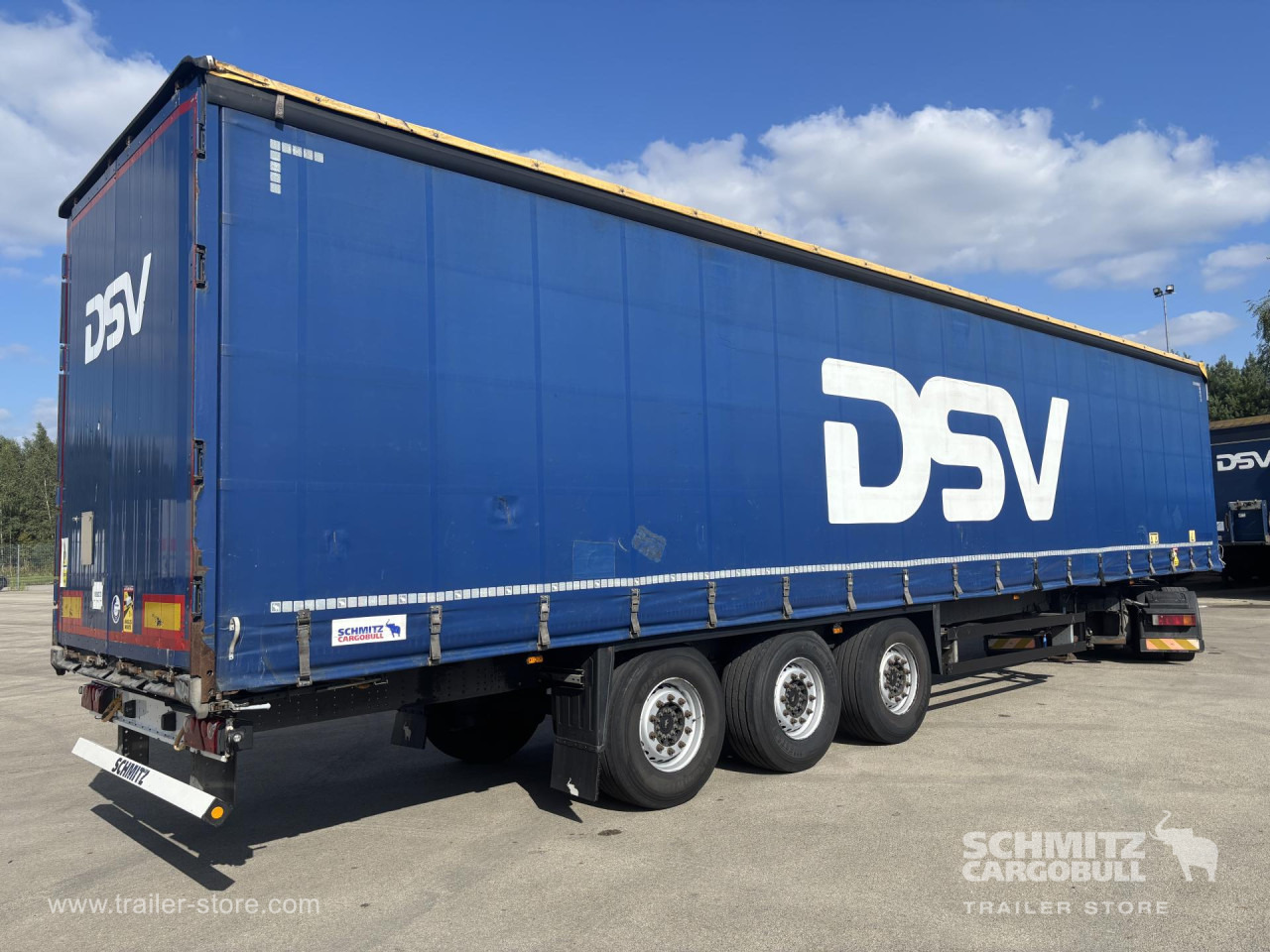 SCHMITZ Curtainsider Standard - Брезентово полуремарке: снимка 1 SCHMITZ Curtainsider Standard - Брезентово полуремарке: снимка 1