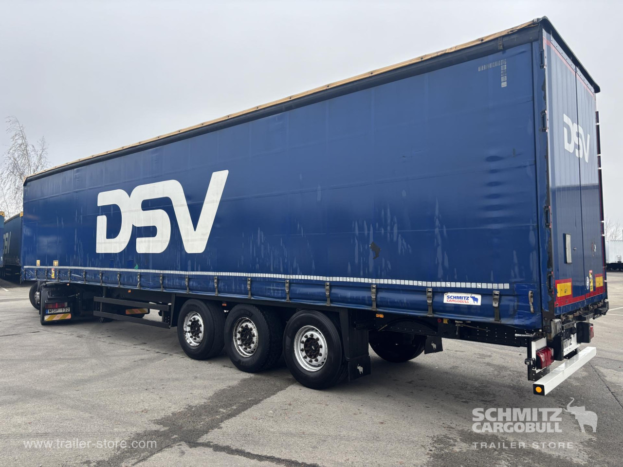 SCHMITZ Curtainsider Standard - Брезентово полуремарке: снимка 4 SCHMITZ Curtainsider Standard - Брезентово полуремарке: снимка 4
