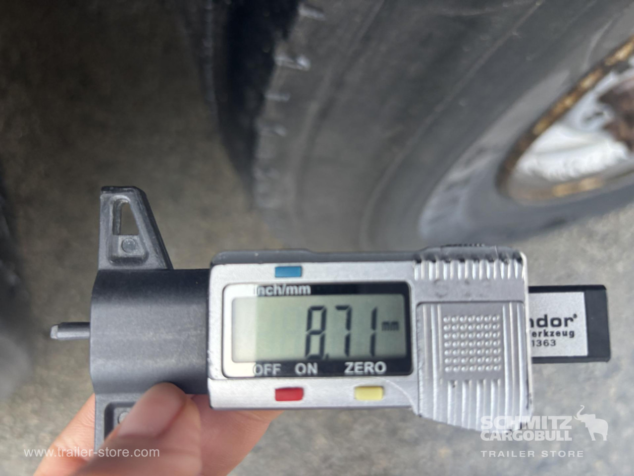 SCHMITZ Reefer Standard - Изотермичен полуремарке: снимка 4 SCHMITZ Reefer Standard - Изотермичен полуремарке: снимка 4