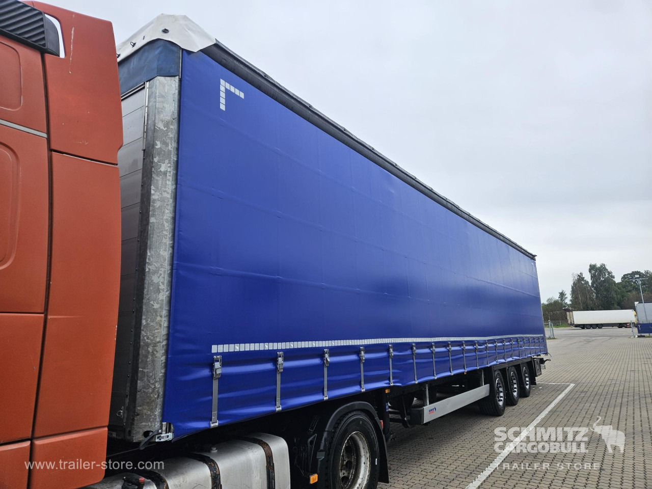 SCHMITZ Curtainsider Mega - Брезентово полуремарке: снимка 4 SCHMITZ Curtainsider Mega - Брезентово полуремарке: снимка 4