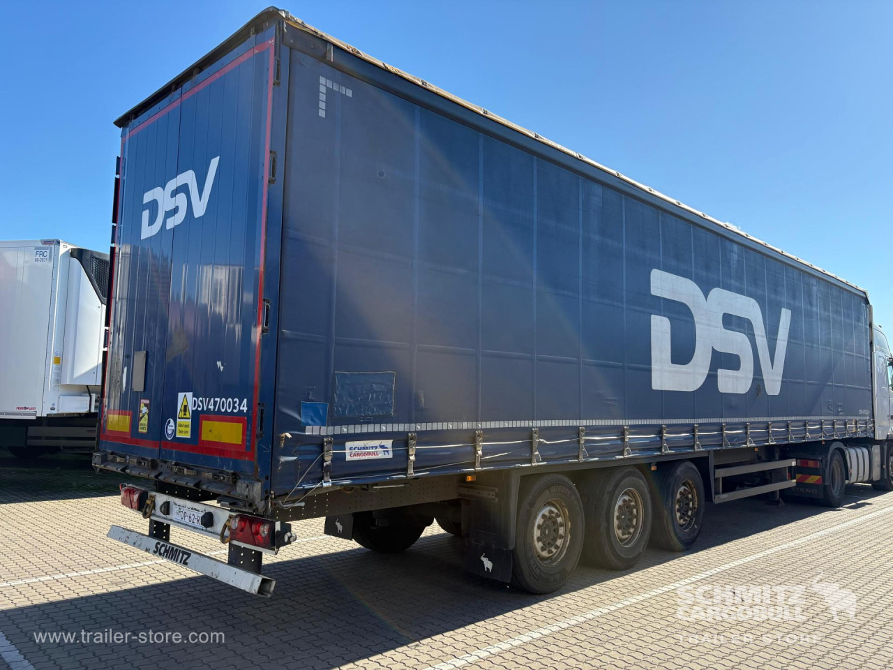 SCHMITZ Curtainsider Standard - Брезентово полуремарке: снимка 1 SCHMITZ Curtainsider Standard - Брезентово полуремарке: снимка 1
