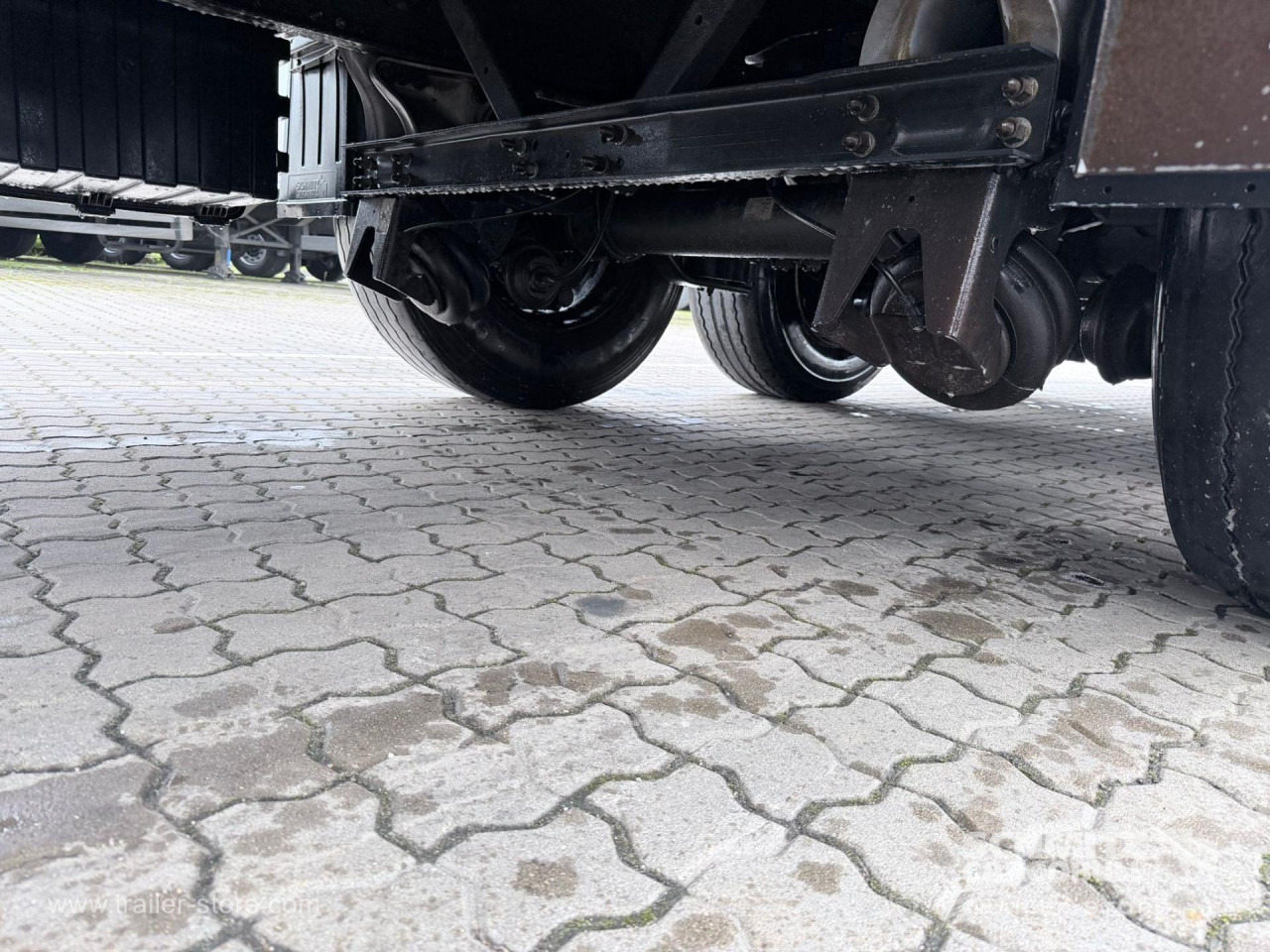 SCHMITZ Curtainsider Standard - Брезентово полуремарке: снимка 2 SCHMITZ Curtainsider Standard - Брезентово полуремарке: снимка 2