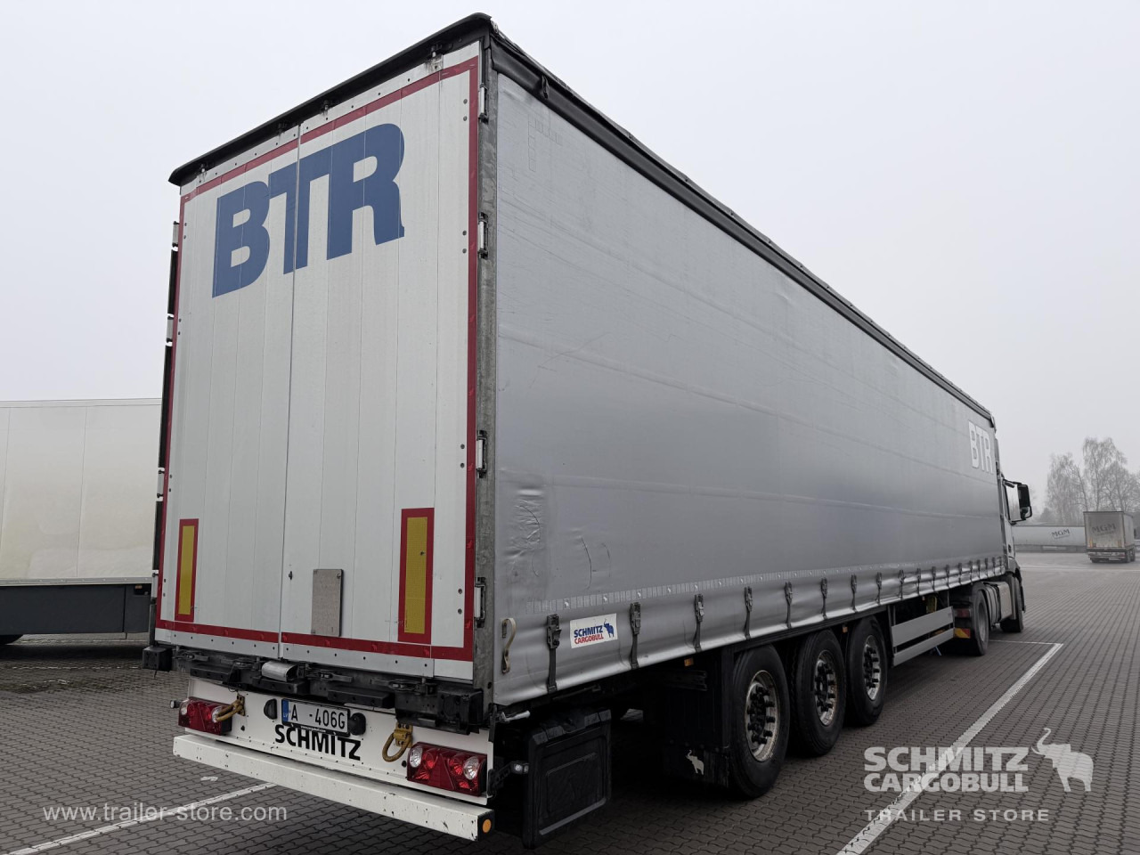 SCHMITZ Curtainsider Standard - Брезентово полуремарке: снимка 1 SCHMITZ Curtainsider Standard - Брезентово полуремарке: снимка 1