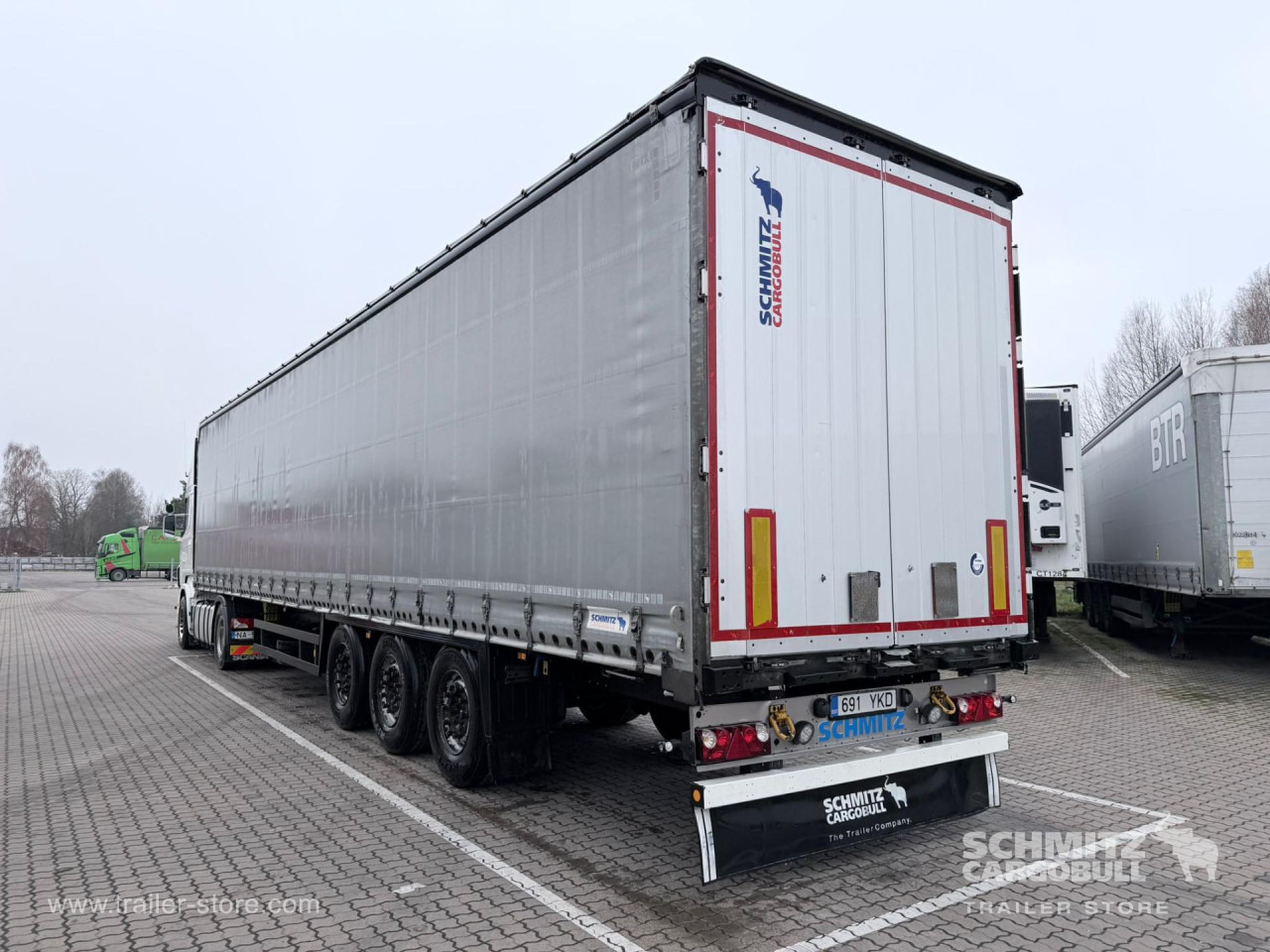 SCHMITZ Curtainsider Standard - Брезентово полуремарке: снимка 3 SCHMITZ Curtainsider Standard - Брезентово полуремарке: снимка 3