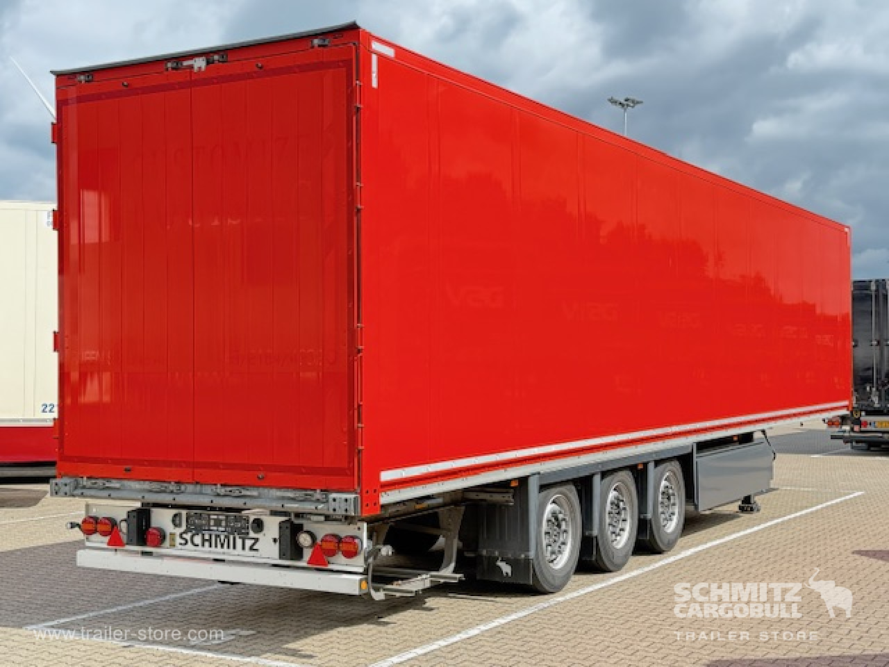 SCHMITZ Oplegger Kasten Standard - Затворена каросерия полуремарке: снимка 1 SCHMITZ Oplegger Kasten Standard - Затворена каросерия полуремарке: снимка 1