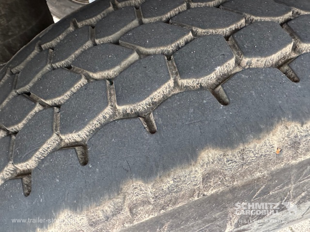 SCHMITZ Oplegger Kipper Standard 25m³ - Самосвал полуремарке: снимка 3 SCHMITZ Oplegger Kipper Standard 25m³ - Самосвал полуремарке: снимка 3