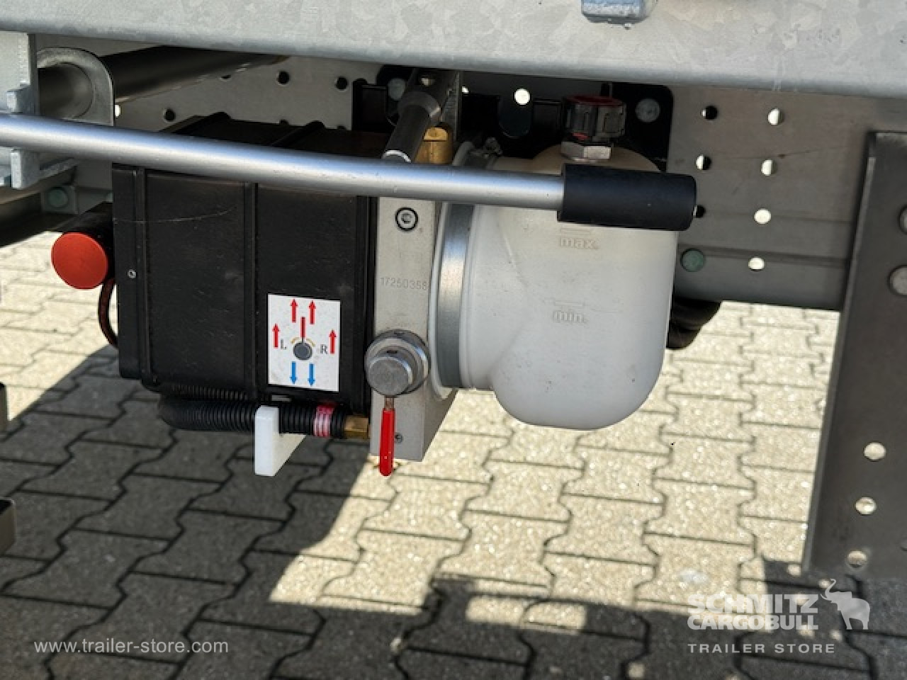 SCHMITZ Oplegger Schuifzeil Mega - Брезентово полуремарке: снимка 4 SCHMITZ Oplegger Schuifzeil Mega - Брезентово полуремарке: снимка 4