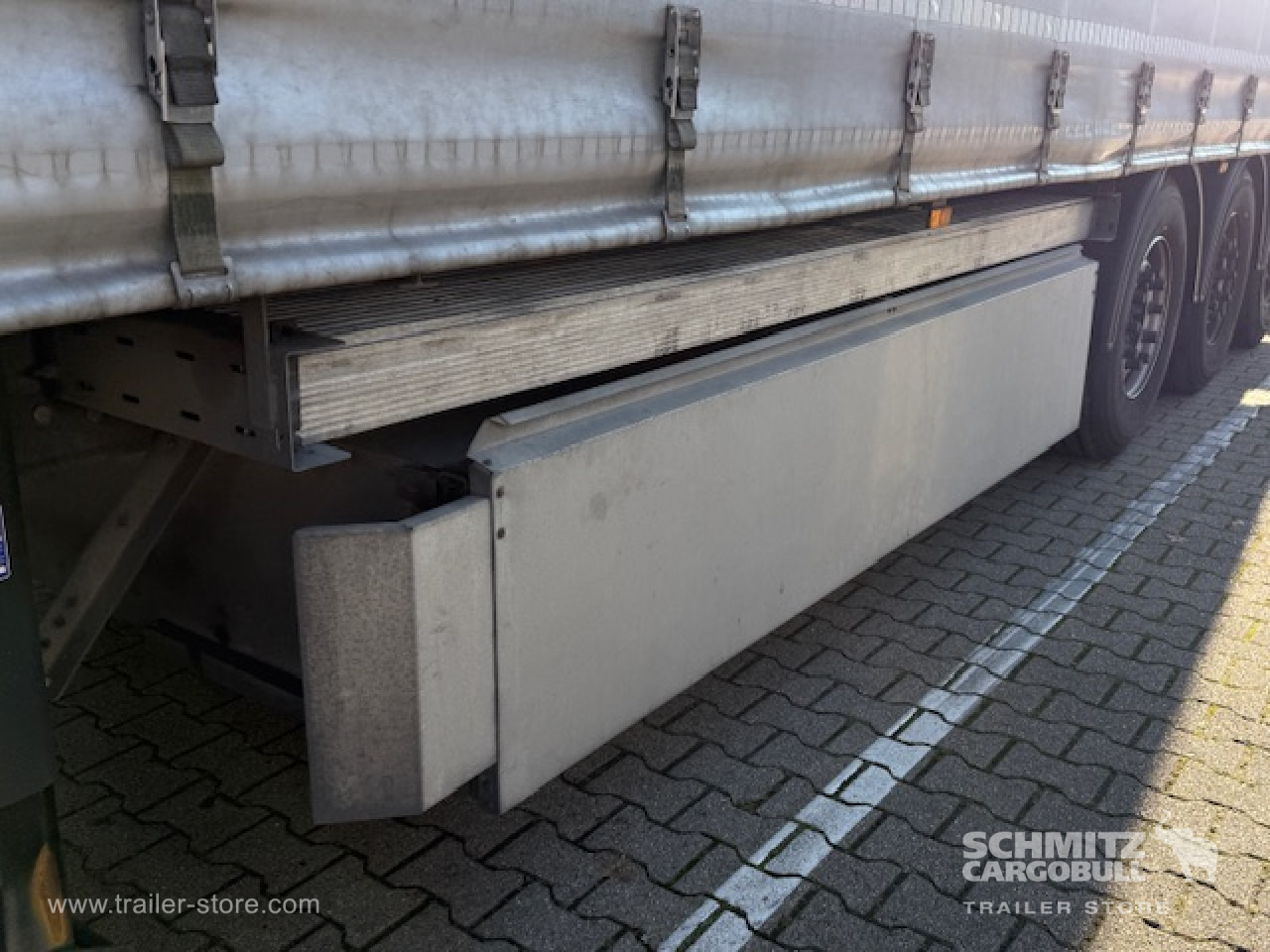 SCHMITZ Oplegger Schuifzeil Standard - Брезентово полуремарке: снимка 2 SCHMITZ Oplegger Schuifzeil Standard - Брезентово полуремарке: снимка 2