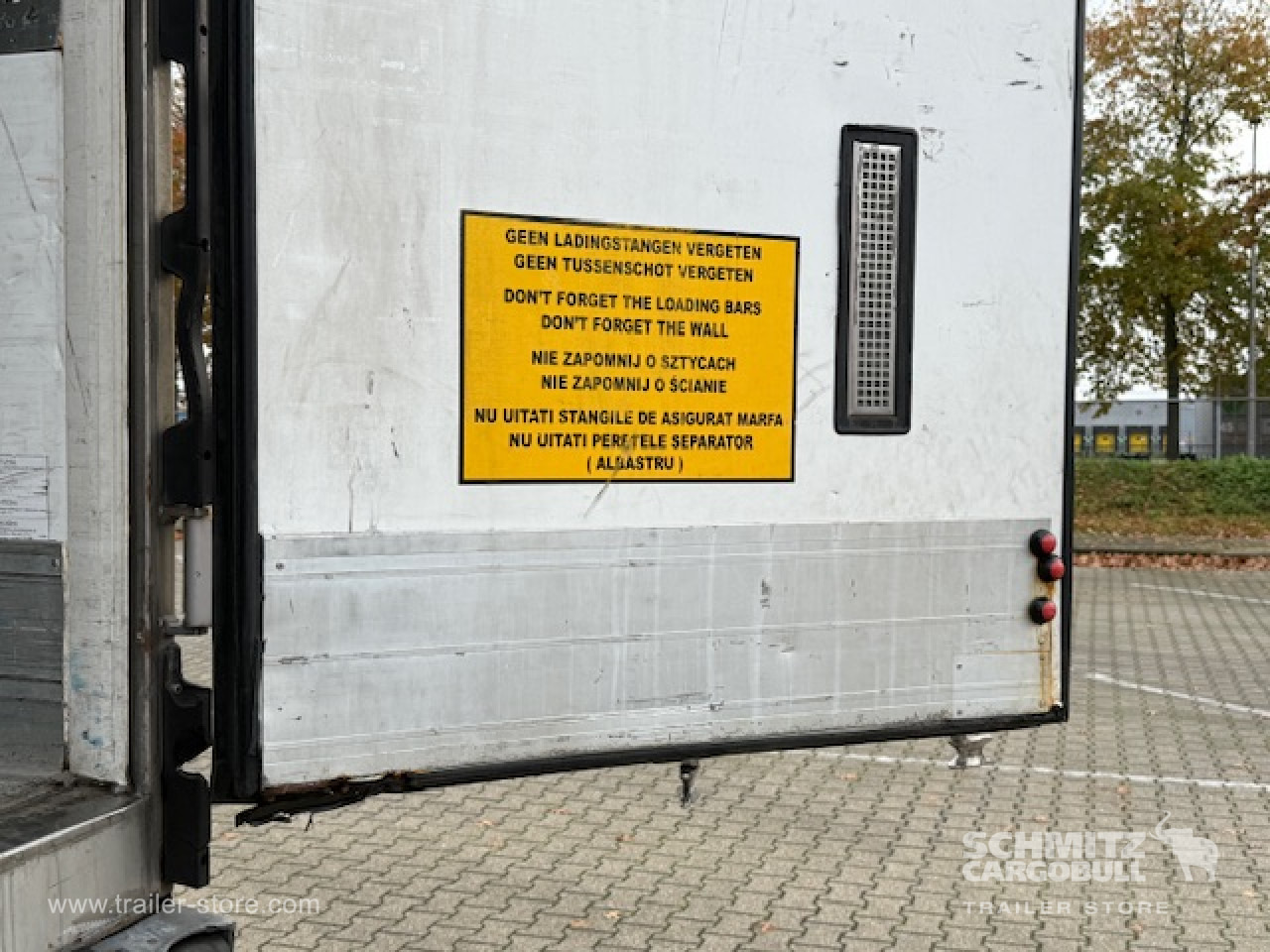 SCHMITZ Oplegger Vries Multitemp - Изотермичен полуремарке: снимка 2 SCHMITZ Oplegger Vries Multitemp - Изотермичен полуремарке: снимка 2