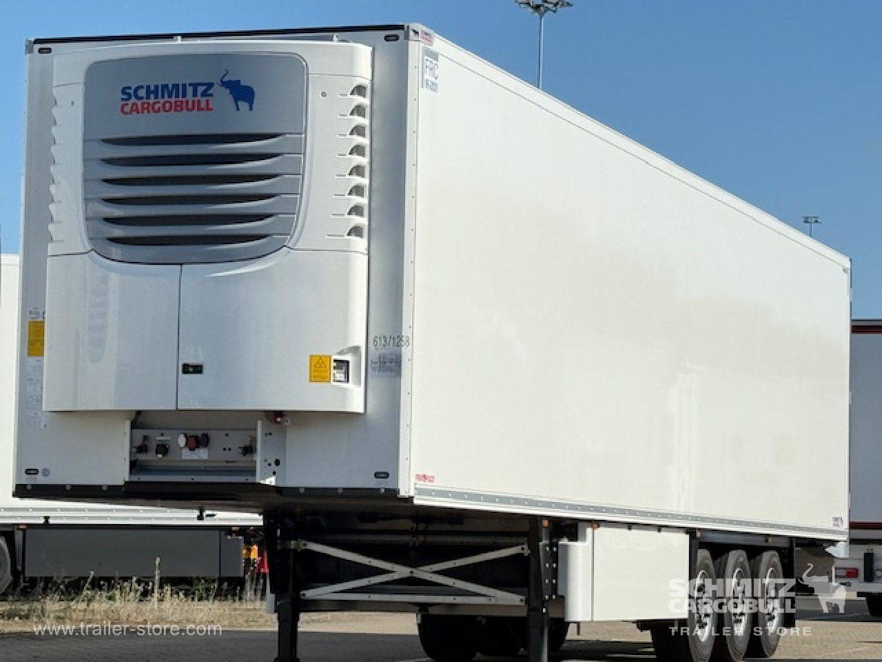 SCHMITZ Oplegger Vries Standard - Изотермичен полуремарке: снимка 1 SCHMITZ Oplegger Vries Standard - Изотермичен полуремарке: снимка 1