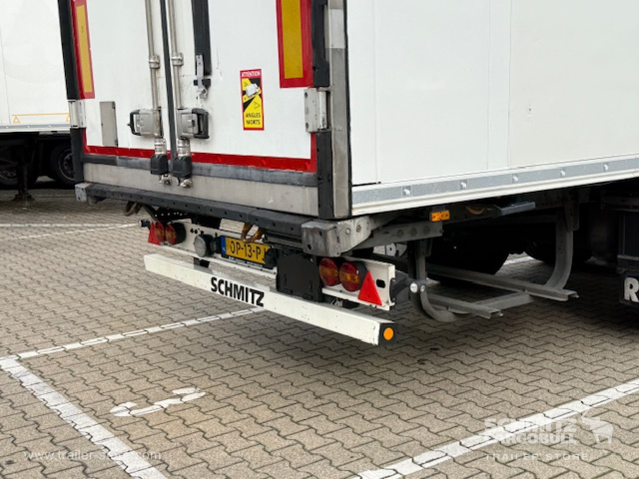 SCHMITZ Oplegger Vries Standard - Изотермичен полуремарке: снимка 3 SCHMITZ Oplegger Vries Standard - Изотермичен полуремарке: снимка 3