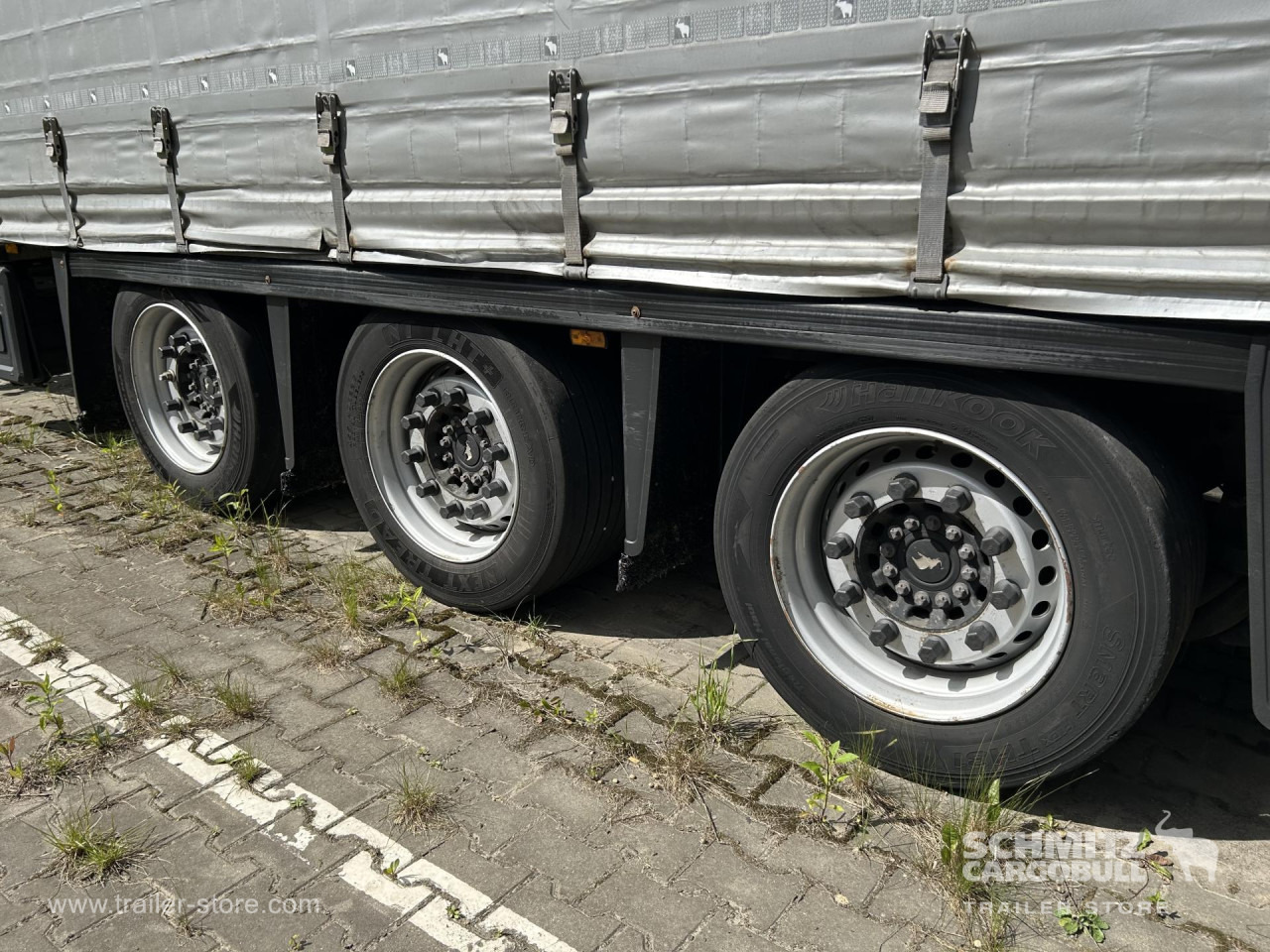 SCHMITZ Curtainsider Mega - Брезентово полуремарке: снимка 4 SCHMITZ Curtainsider Mega - Брезентово полуремарке: снимка 4
