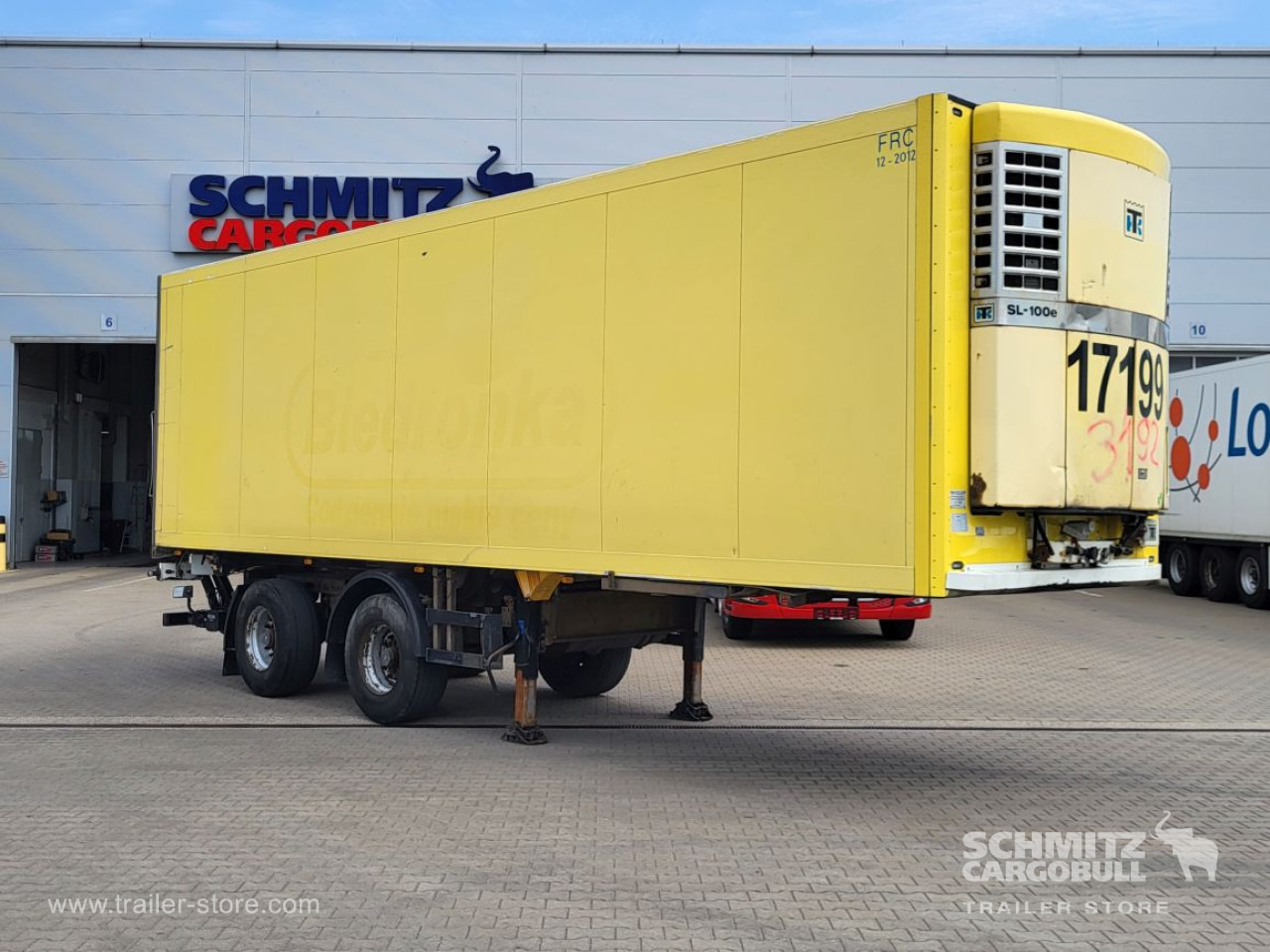 SCHMITZ Insulated/refrigerated box Taillift - Рефрижератор полуремарке: снимка 5 SCHMITZ Insulated/refrigerated box Taillift - Рефрижератор полуремарке: снимка 5