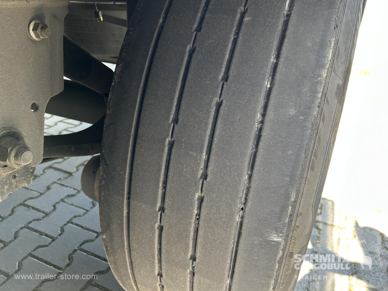 SCHMITZ Reefer Standard - Изотермичен полуремарке: снимка 2 SCHMITZ Reefer Standard - Изотермичен полуремарке: снимка 2