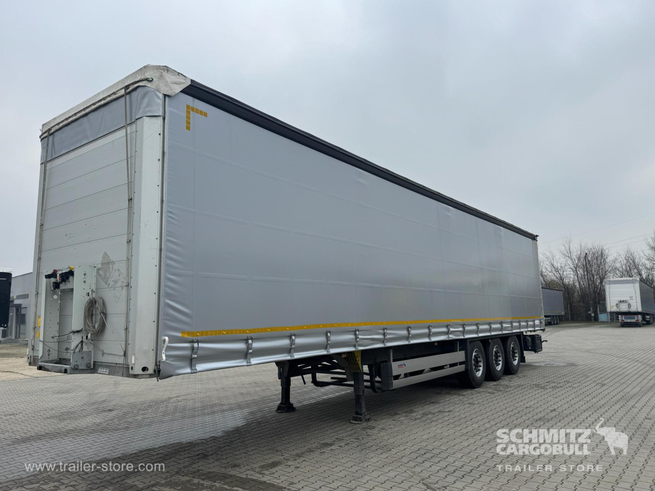 SCHMITZ Curtainsider Standard - Брезентово полуремарке: снимка 4 SCHMITZ Curtainsider Standard - Брезентово полуремарке: снимка 4
