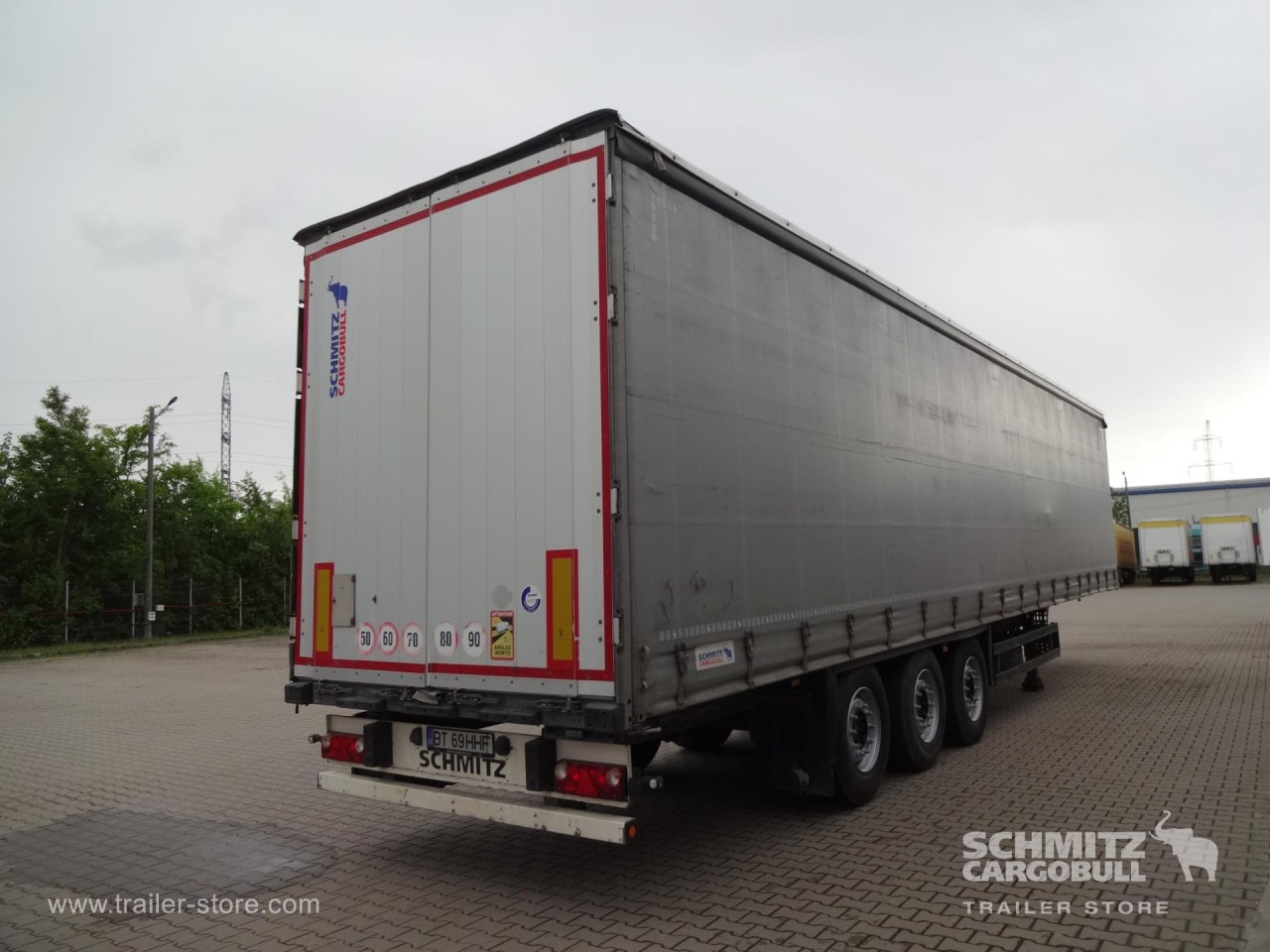 SCHMITZ Curtainsider Standard - Брезентово полуремарке: снимка 1 SCHMITZ Curtainsider Standard - Брезентово полуремарке: снимка 1