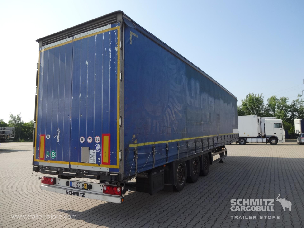 SCHMITZ Curtainsider Varios - Брезентово полуремарке: снимка 1 SCHMITZ Curtainsider Varios - Брезентово полуремарке: снимка 1