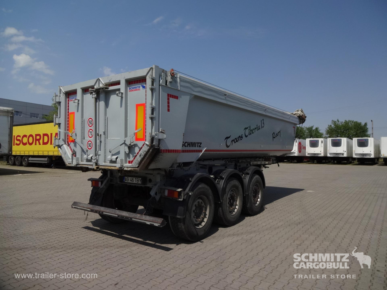 SCHMITZ Tipper Steel half pipe body 252m³ - Самосвал полуремарке: снимка 3 SCHMITZ Tipper Steel half pipe body 252m³ - Самосвал полуремарке: снимка 3