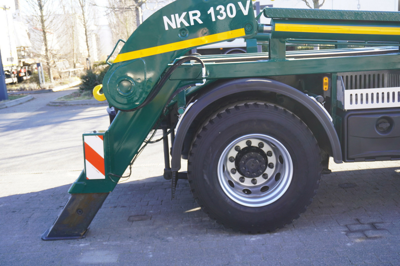 Камион с кран DAF LF 18.310 E6 / Skip loader Fornal NKR 130V / HDS HMF 735 K2 / Manual gearbox: снимка 16