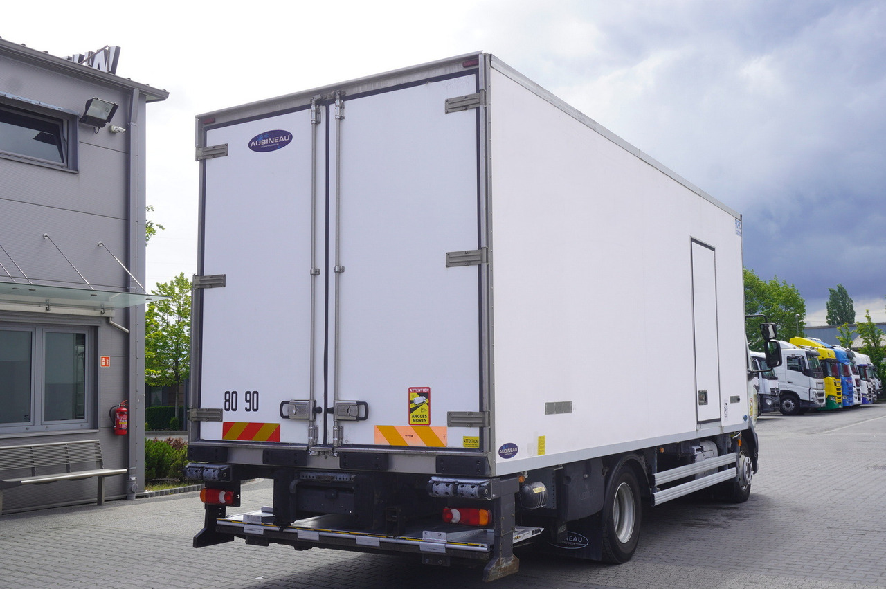 DAF LF 220 / Refrigerator 16 EPAL Multitemp / Carrier Supra 1150 MT / Palfinger 1500 kg - Рефрижератор камион: снимка 3 DAF LF 220 / Refrigerator 16 EPAL Multitemp / Carrier Supra 1150 MT / Palfinger 1500 kg - Рефрижератор камион: снимка 3