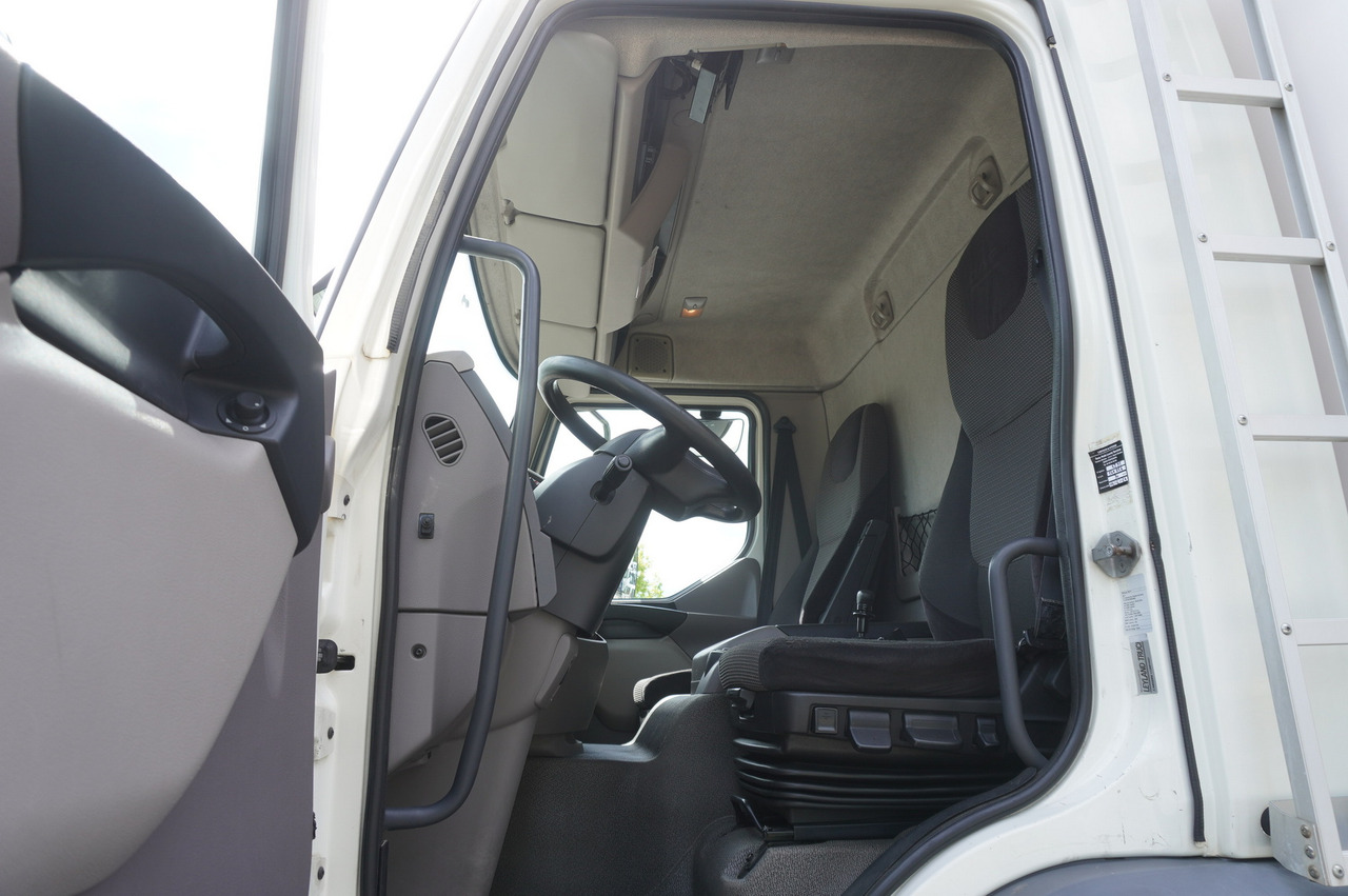 Лизинг на DAF LF 220 / Refrigerator 16 EPAL Multitemp / Carrier Supra 1150 MT / Palfinger 1500 kg DAF LF 220 / Refrigerator 16 EPAL Multitemp / Carrier Supra 1150 MT / Palfinger 1500 kg: снимка 14