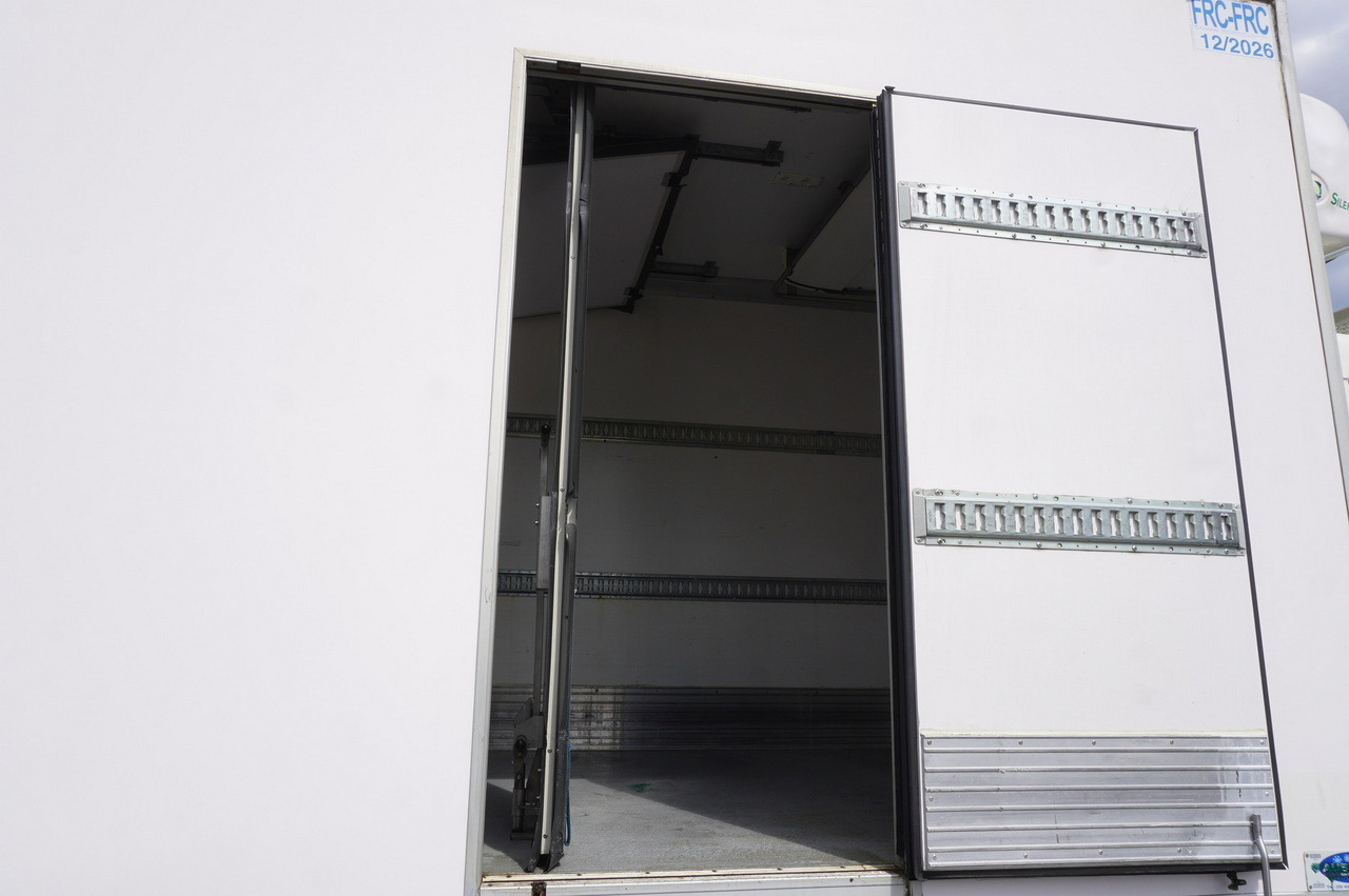 Лизинг на DAF LF 220 / Refrigerator 16 EPAL Multitemp / Carrier Supra 1150 MT / Palfinger 1500 kg DAF LF 220 / Refrigerator 16 EPAL Multitemp / Carrier Supra 1150 MT / Palfinger 1500 kg: снимка 10