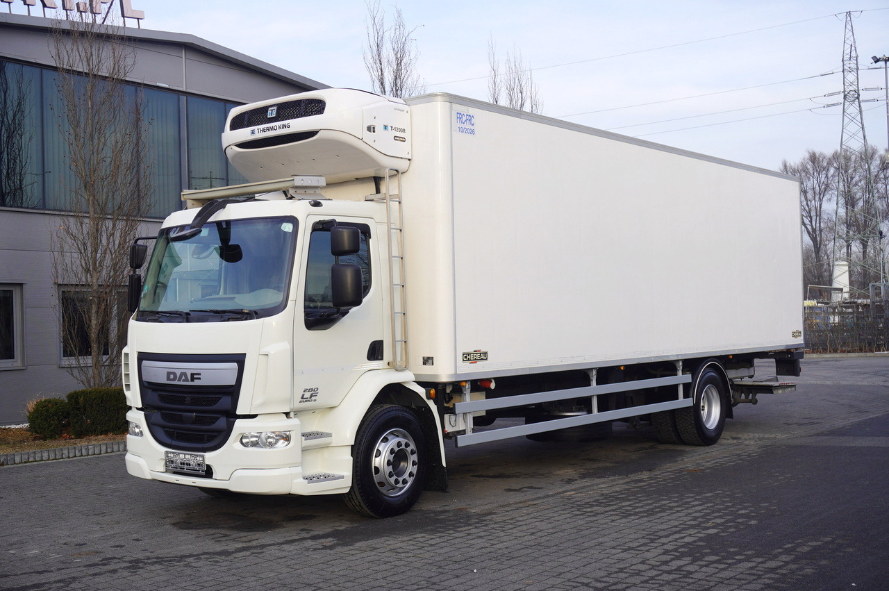 DAF LF 280 / Chereau multi-temperature refrigerator / Dhollandia DHSM.30 lift 2000 kg - Рефрижератор камион: снимка 1 DAF LF 280 / Chereau multi-temperature refrigerator / Dhollandia DHSM.30 lift 2000 kg - Рефрижератор камион: снимка 1
